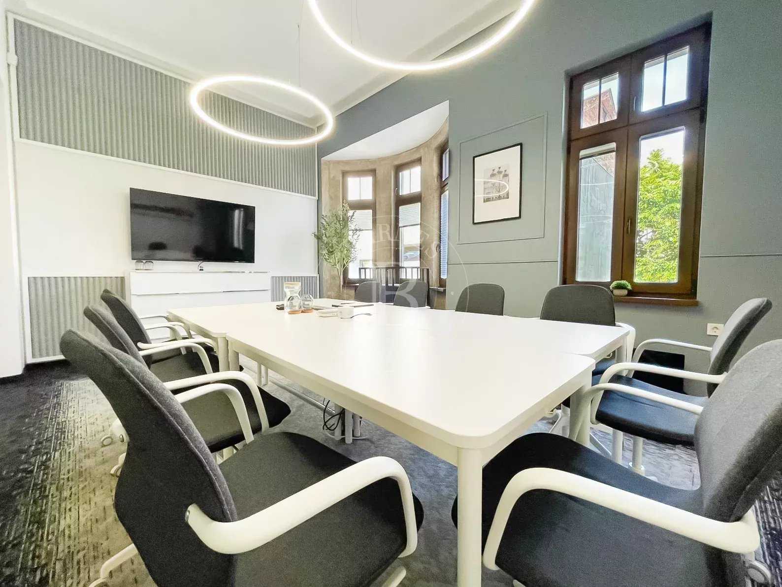 Sofia  - Oficinas 3 Cuartos