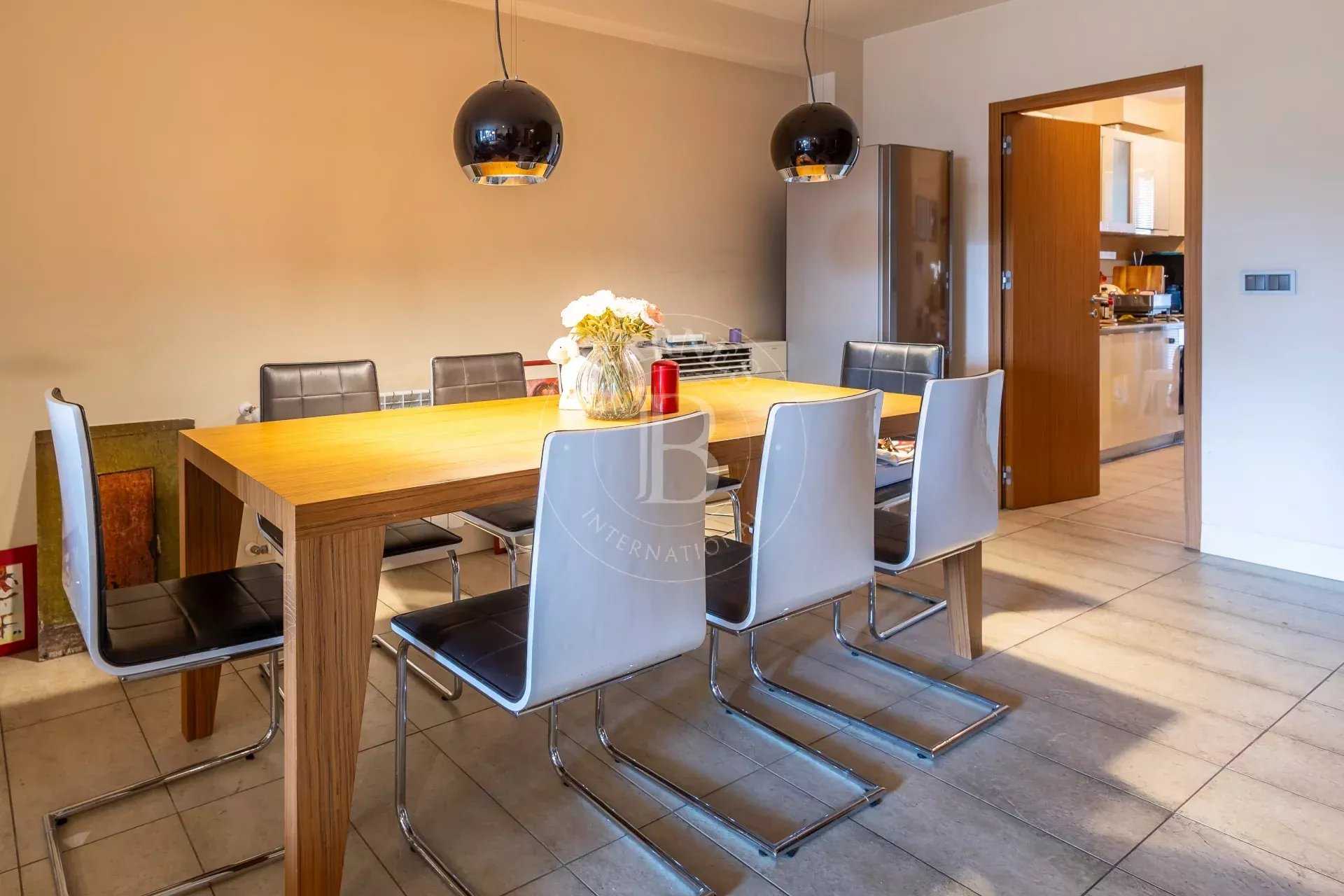 Sofia  - Apartment 3 Bedrooms