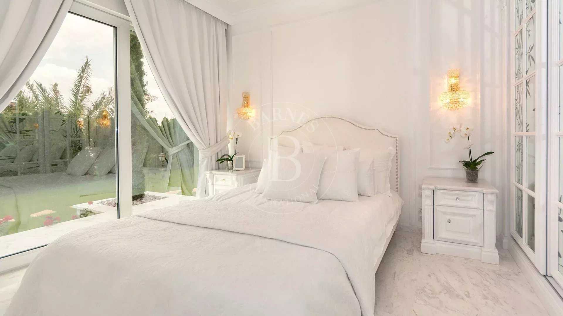 Burgas  - Maison 4 Pièces 3 Chambres