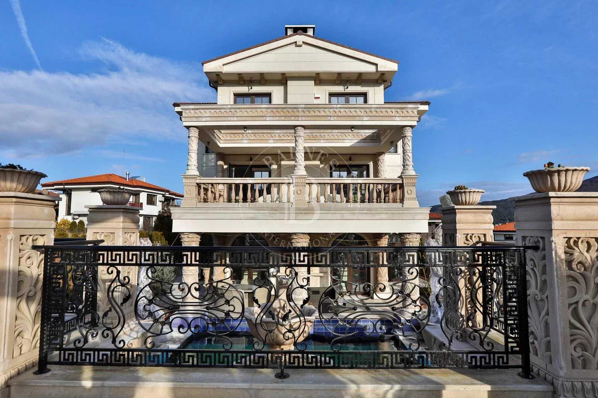 Vladaya  - Maison 4 Pièces 3 Chambres