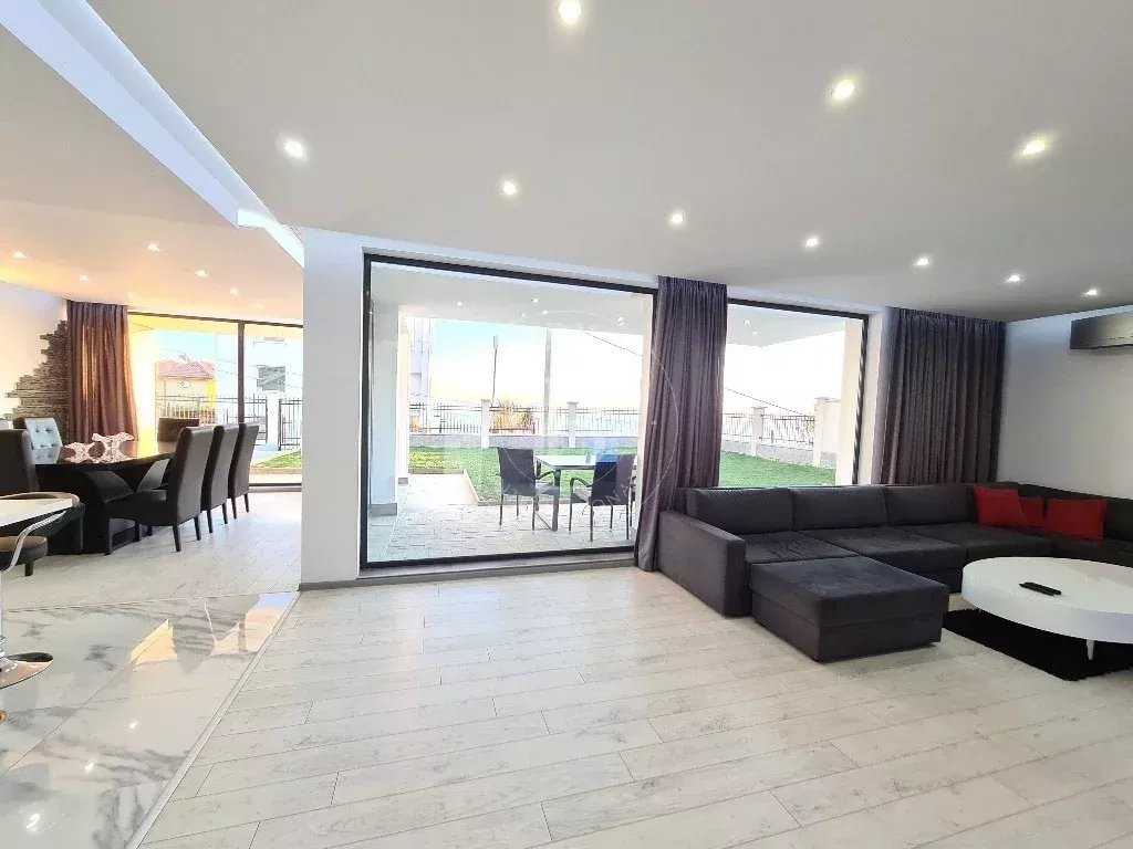 Albena  - Maison 4 Pi&egrave;ces 3 Chambres