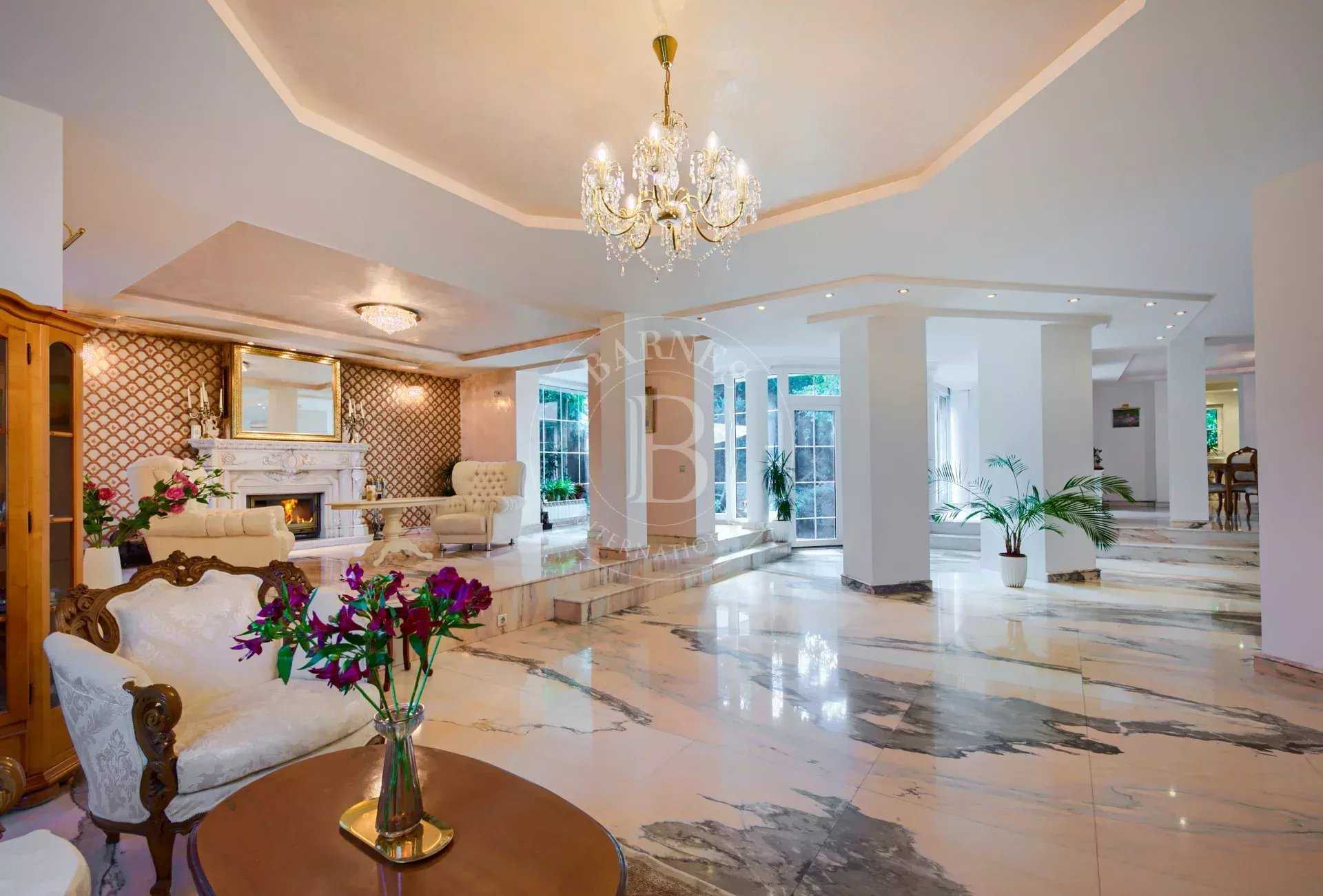 Sofia  - House 4 Bedrooms