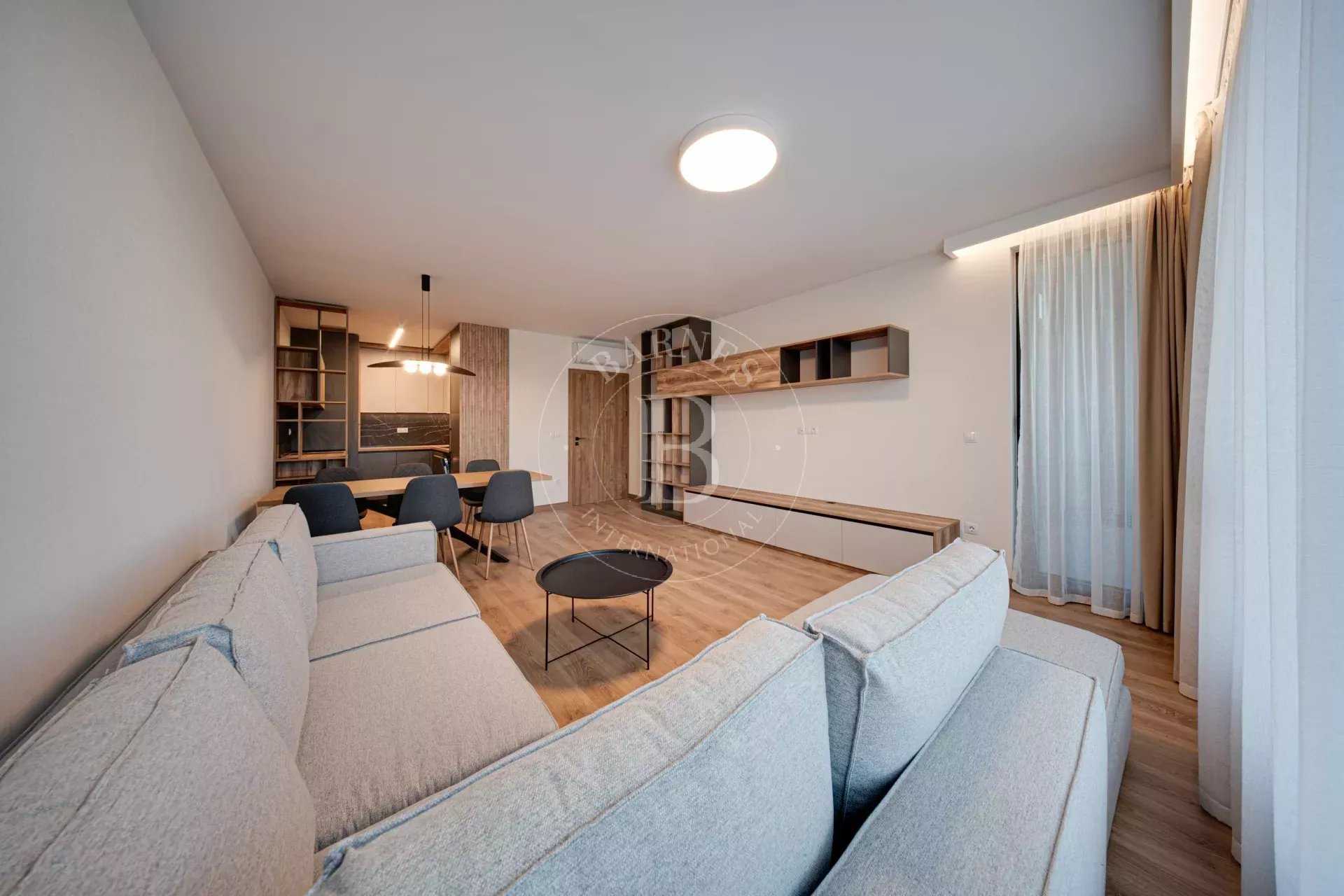 Sofia  - Piso 3 Cuartos 2 Habitaciones