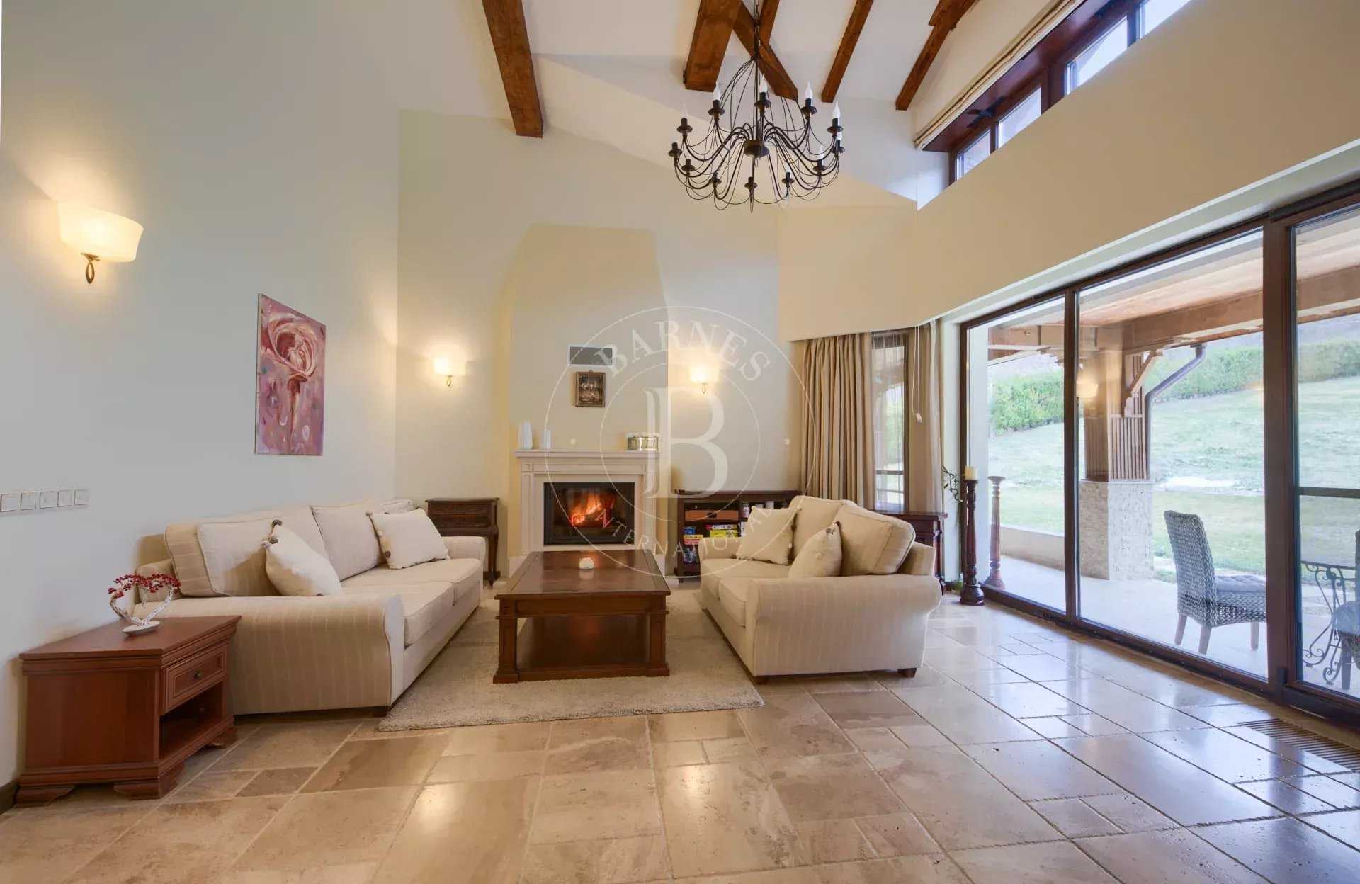 Dolna Banya  - Maison 7 Pi&egrave;ces 4 Chambres