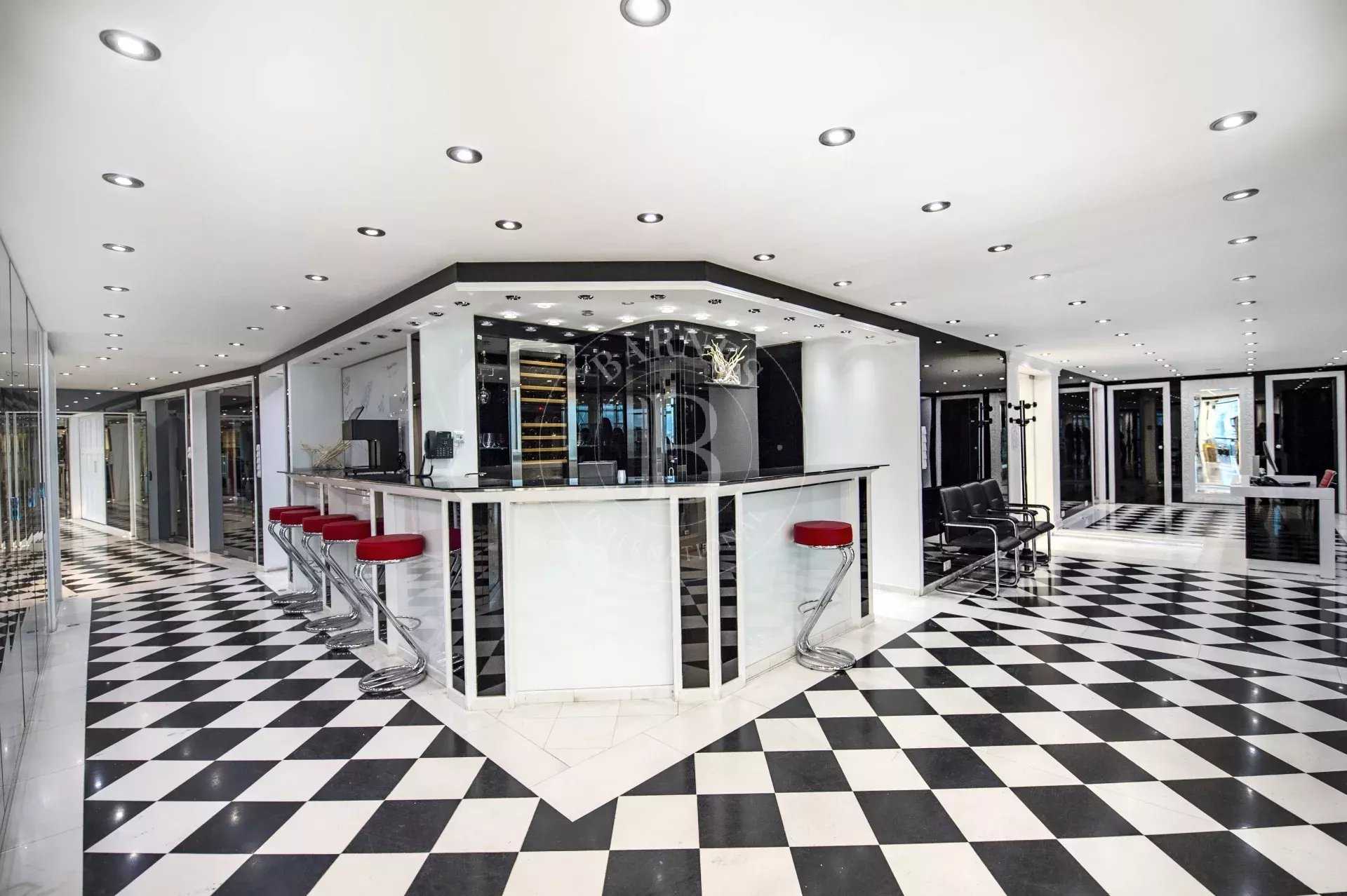 Sofia  - Oficinas 2 Cuartos