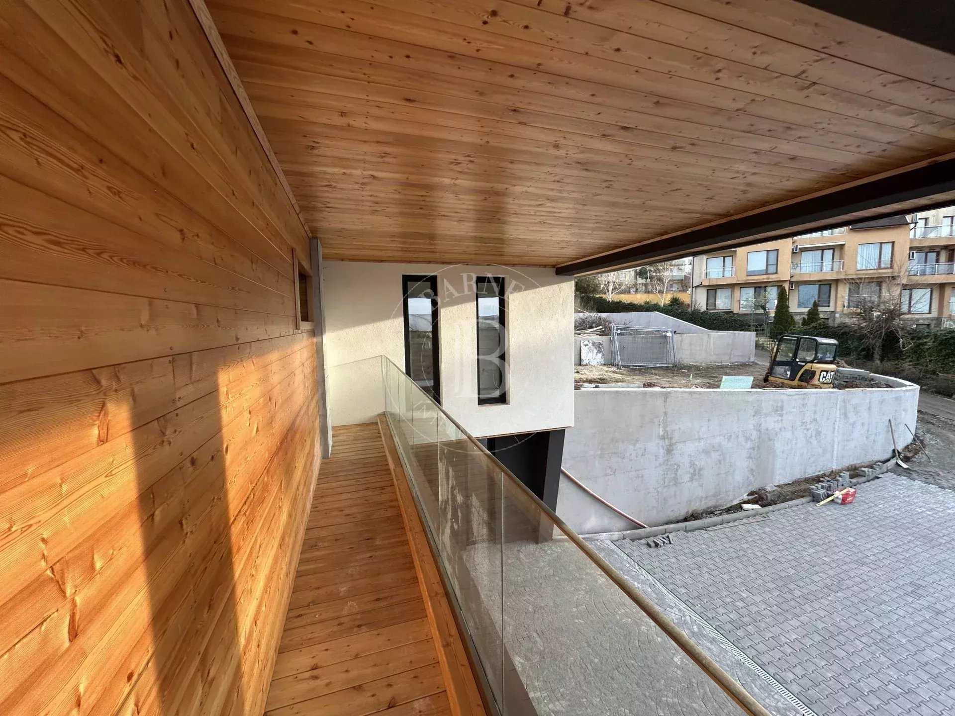 Sozopol  - Maison 8 Pi&egrave;ces 4 Chambres