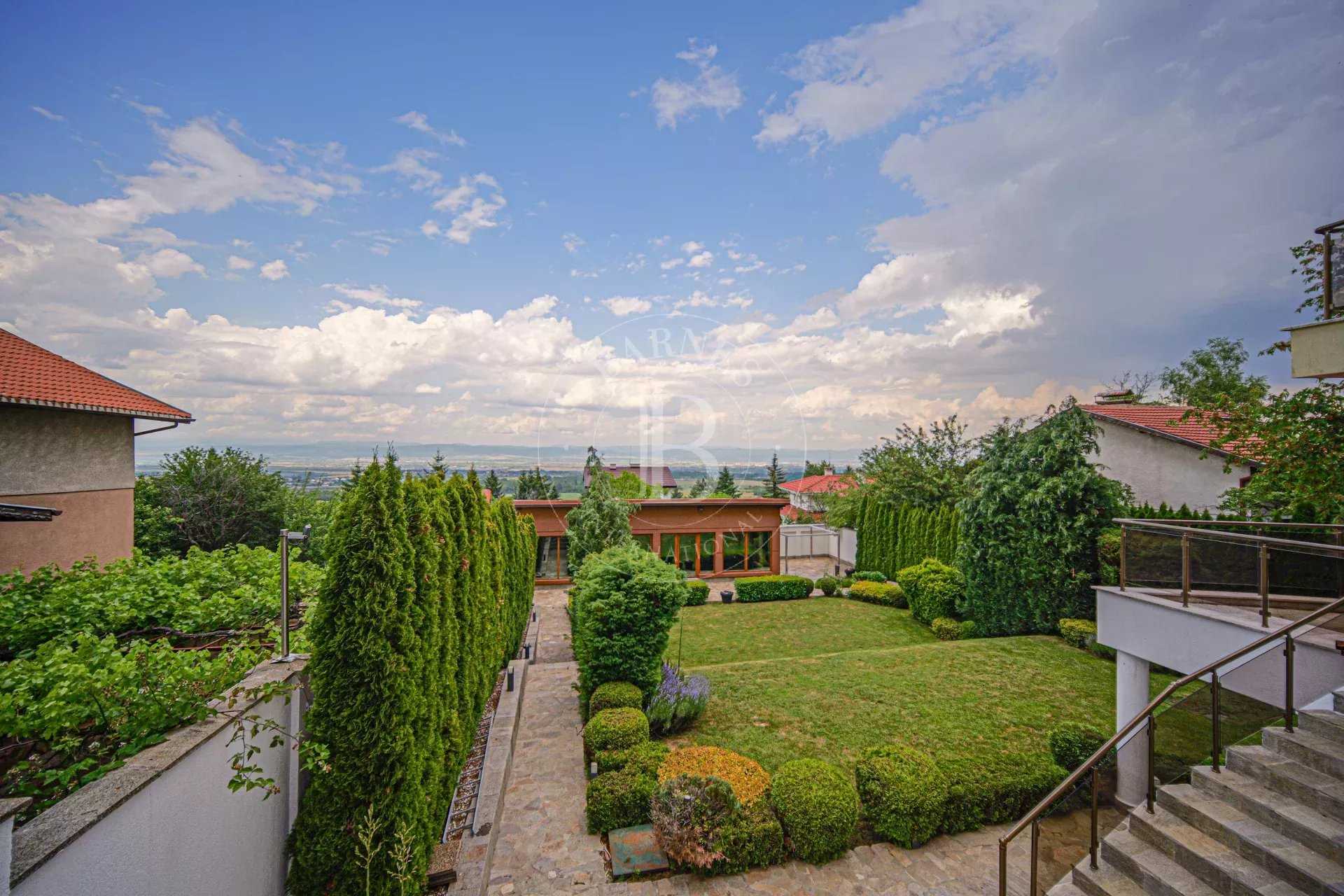 Malo Buchino  - Maison 7 Pi&egrave;ces 4 Chambres