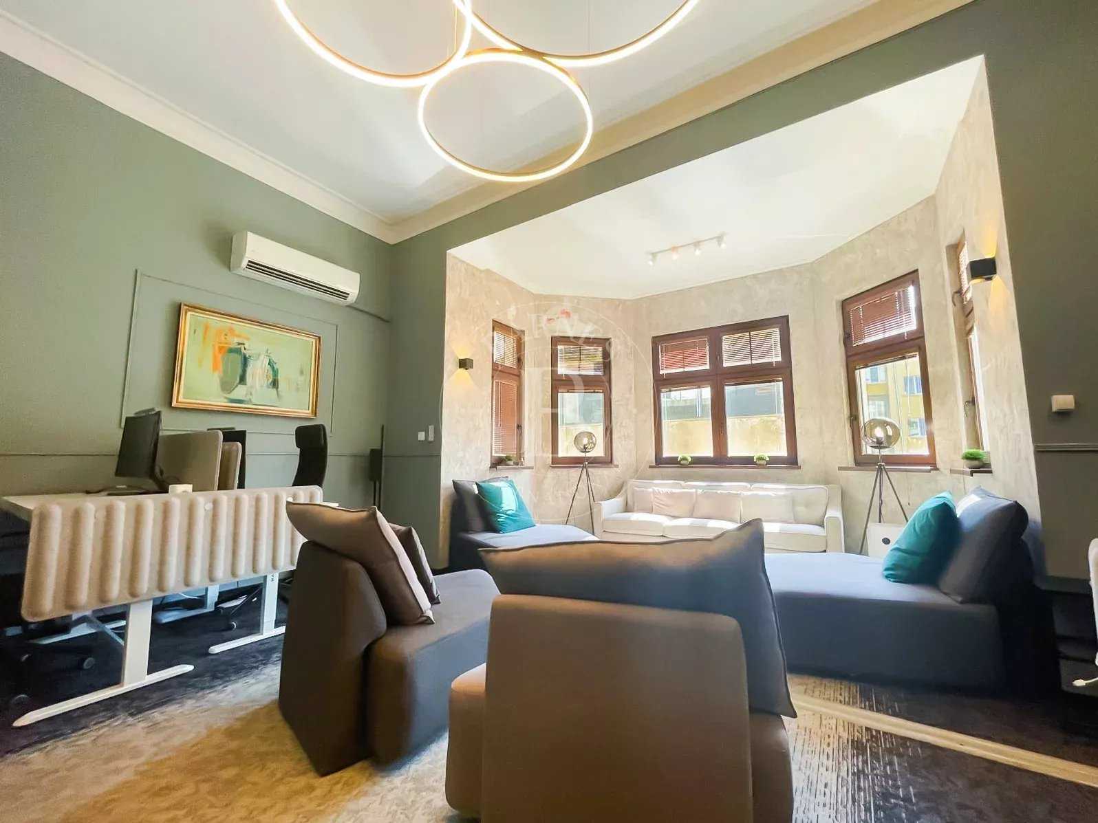 Sofia  - Oficinas 3 Cuartos