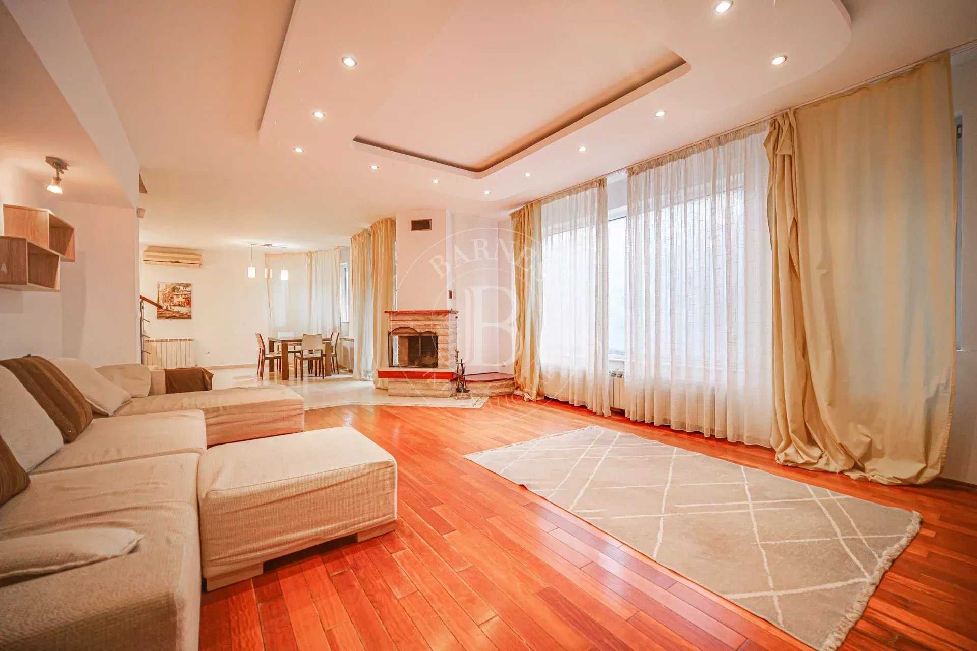 Sofia  - House 4 Bedrooms