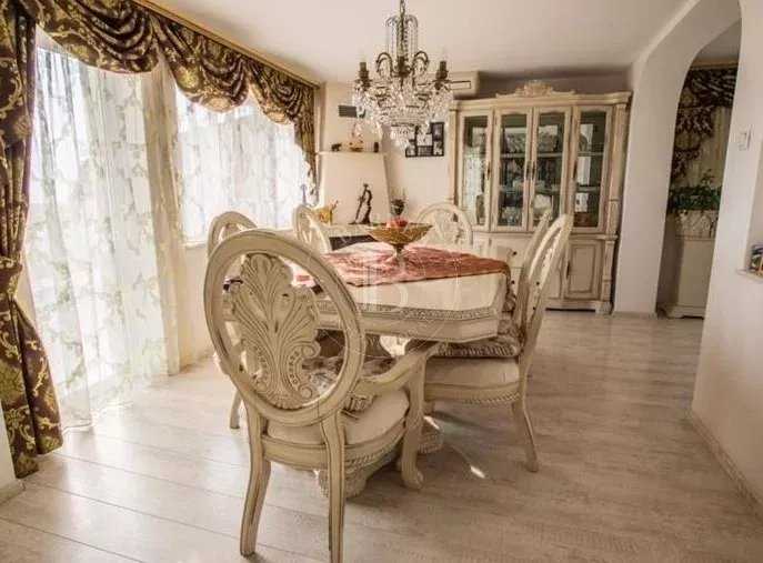 Varna  - Maison 5 Pièces