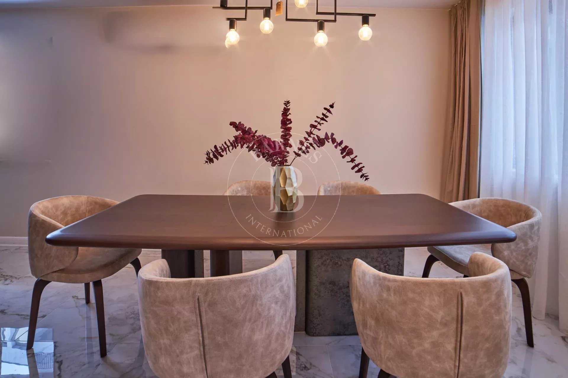 Sofia  - Piso 3 Cuartos 2 Habitaciones