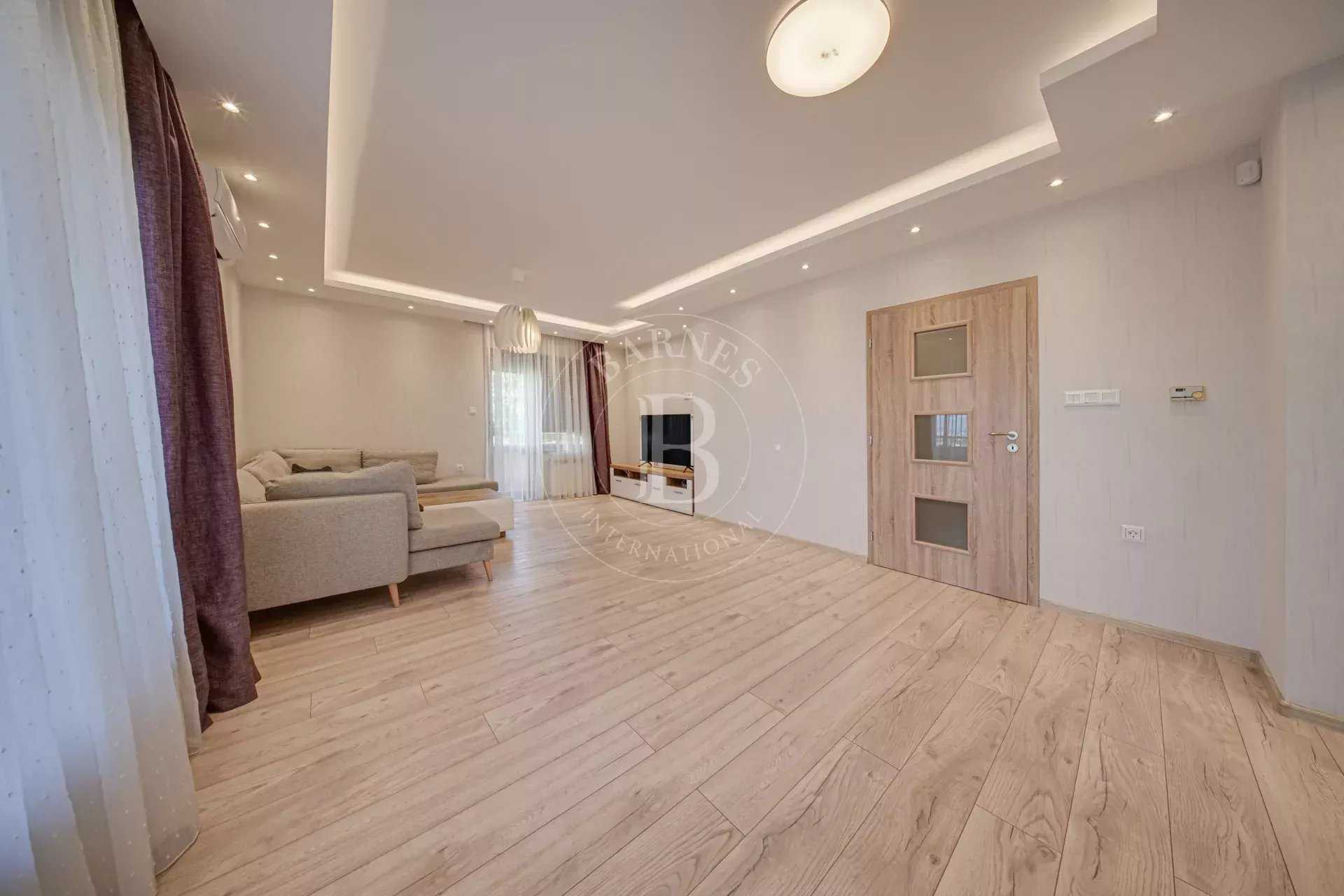 Garmen  - Piso 3 Cuartos 4 Habitaciones