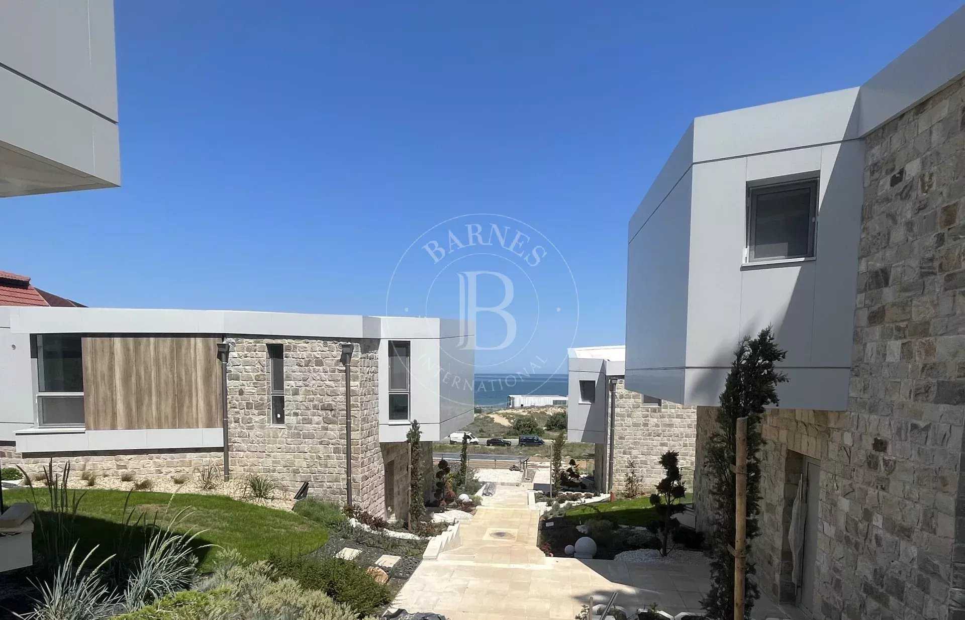 Sozopol  - Maison 4 Pièces 3 Chambres