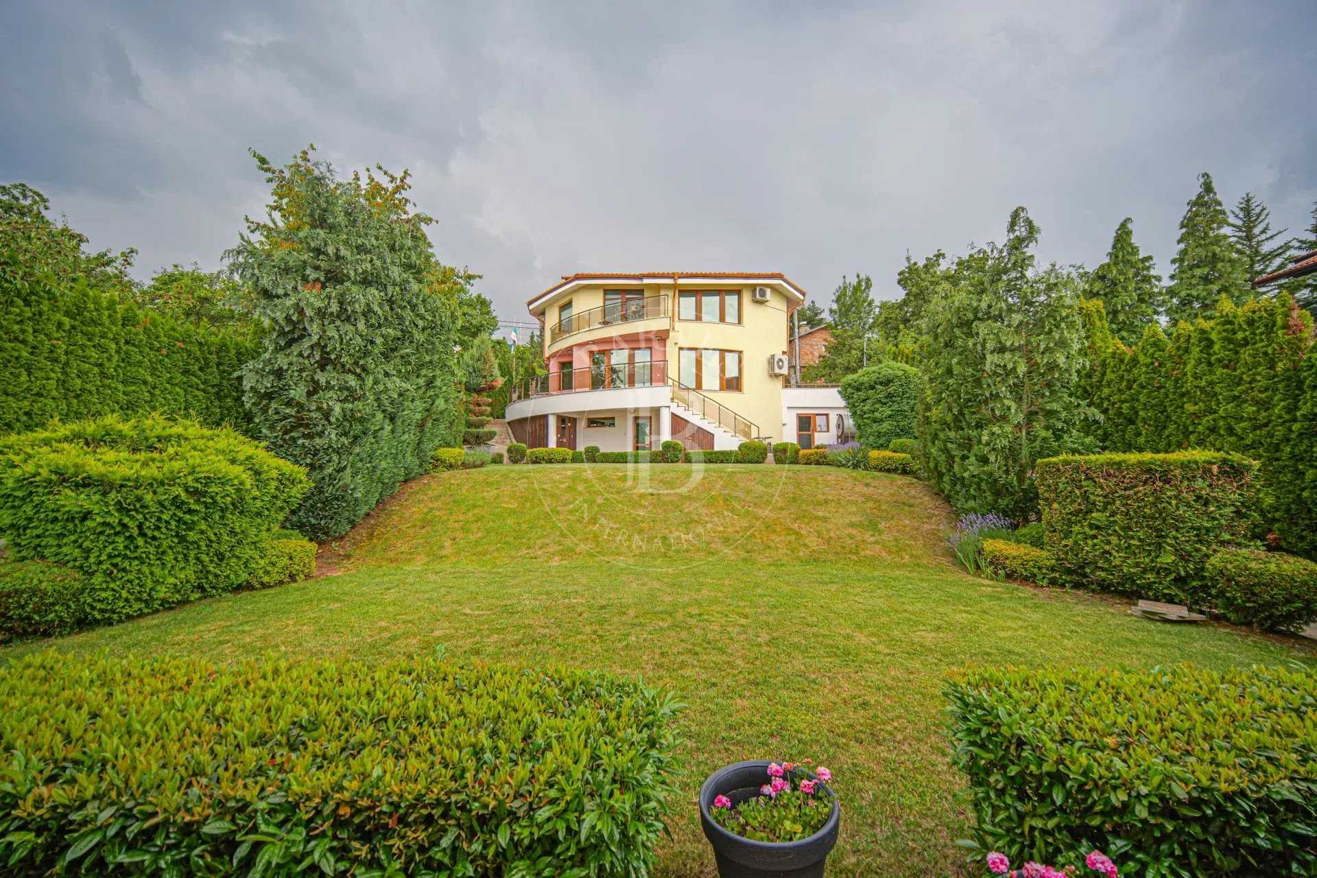 Malo Buchino  - Maison 7 Pi&egrave;ces 4 Chambres