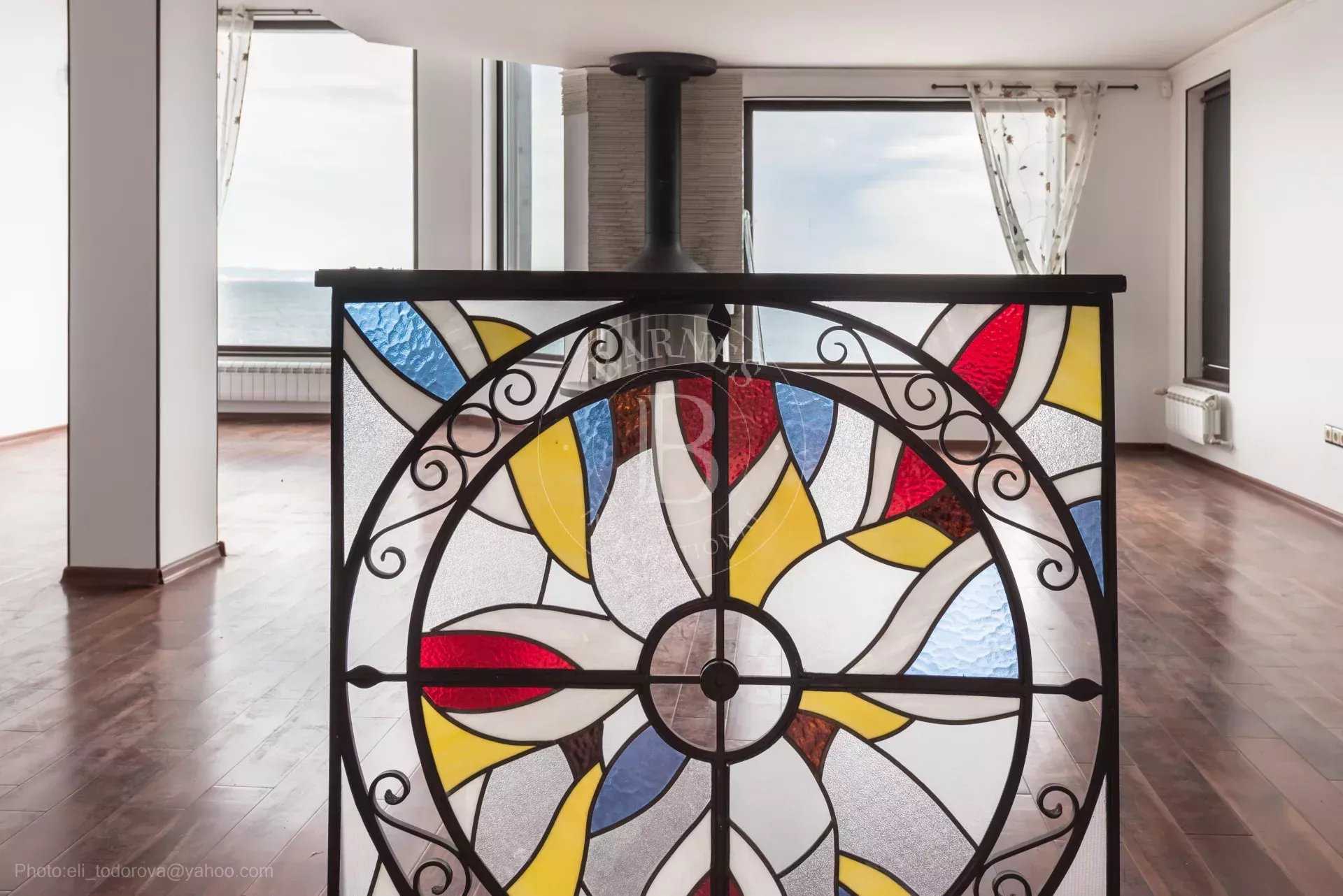 Sozopol  - Maison 5 Pi&egrave;ces 3 Chambres