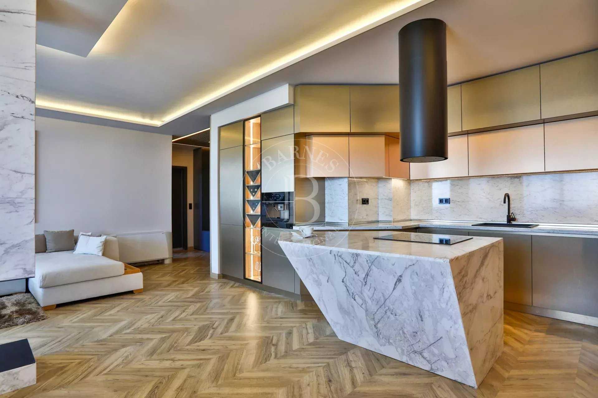 Sofia  - Piso 3 Cuartos 2 Habitaciones