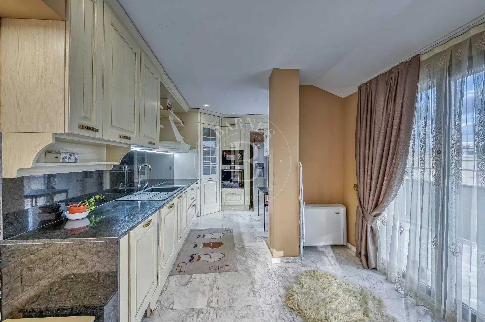 Sofia  - Apartment 3 Bedrooms