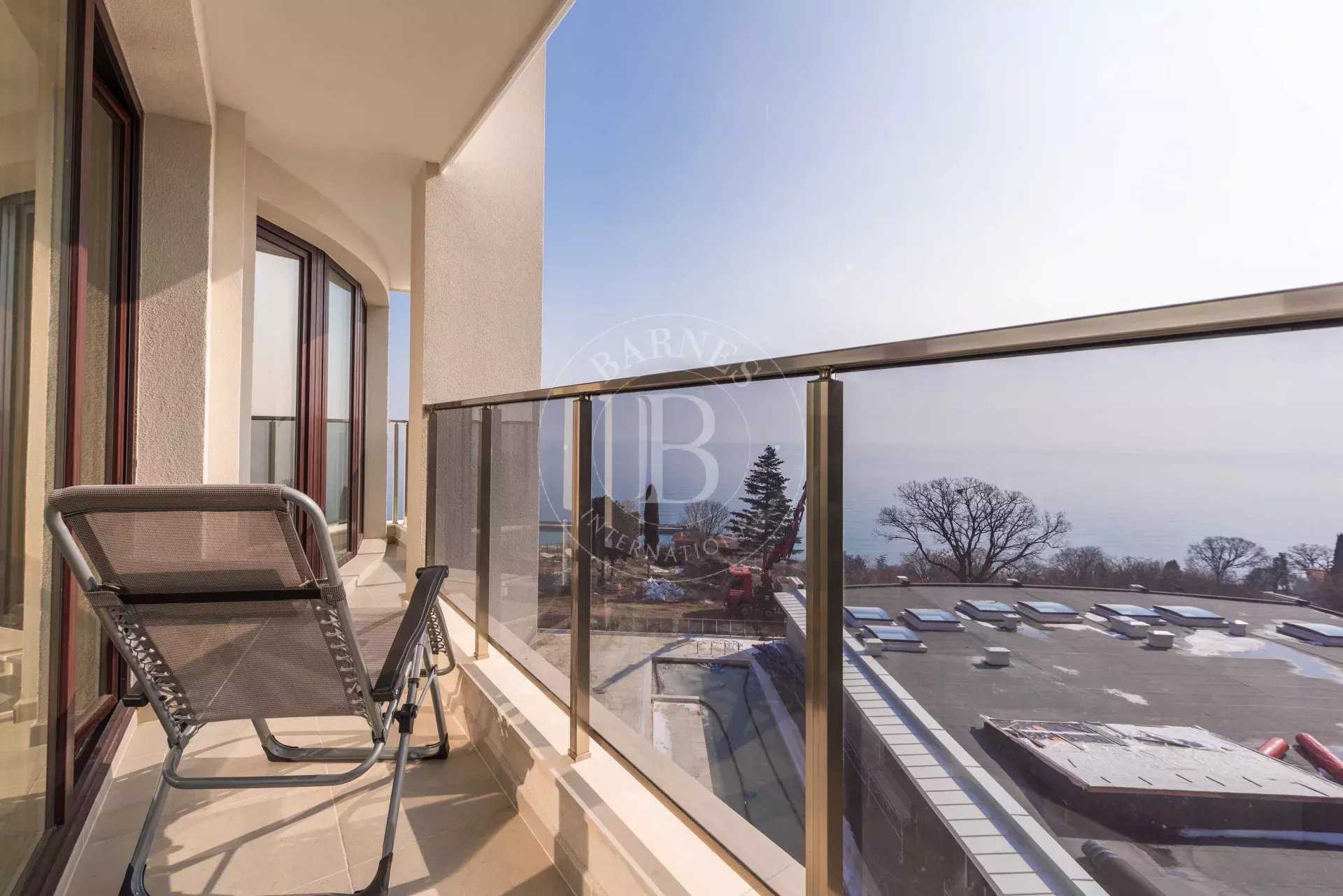 Alen Mak  - Appartement 3 Pièces 2 Chambres