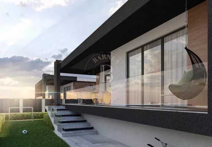 Belashtitsa  - Maison 4 Pièces 3 Chambres