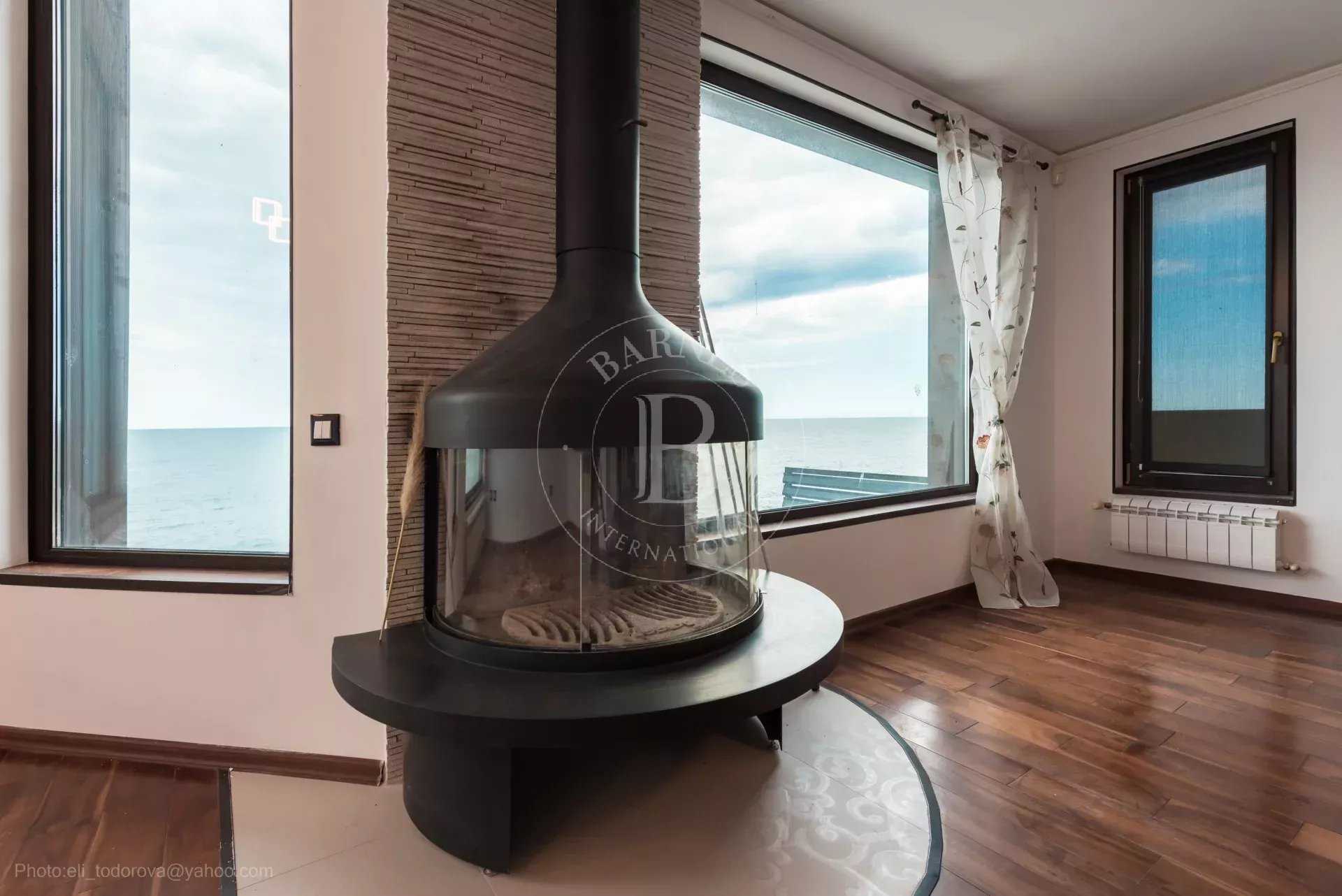 Sozopol  - Maison 5 Pi&egrave;ces 3 Chambres