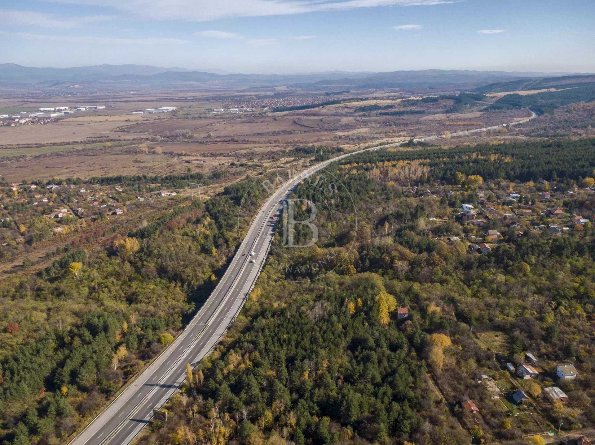 Lozen  - Plot of land 