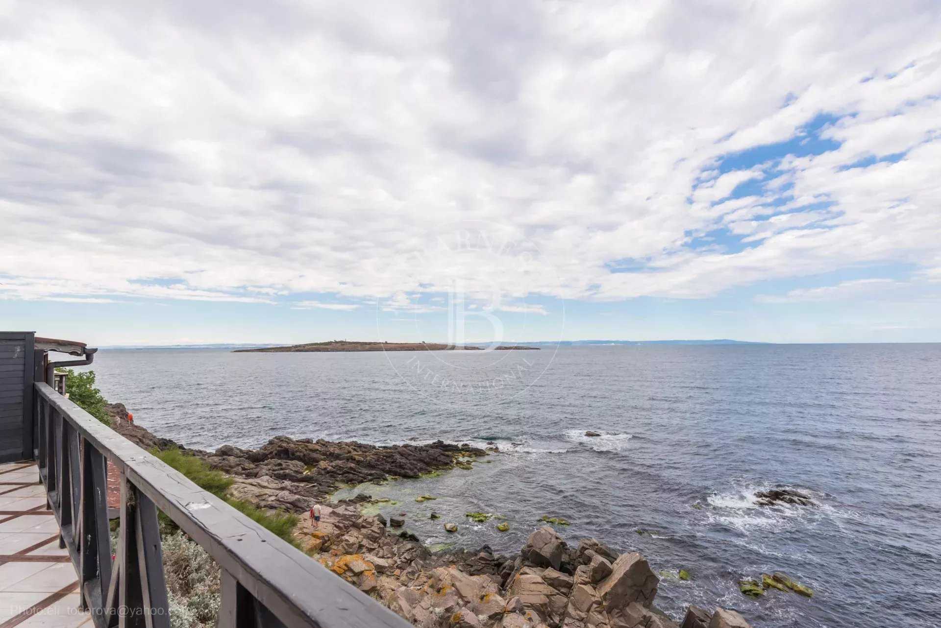 Sozopol  - Maison 5 Pi&egrave;ces 3 Chambres