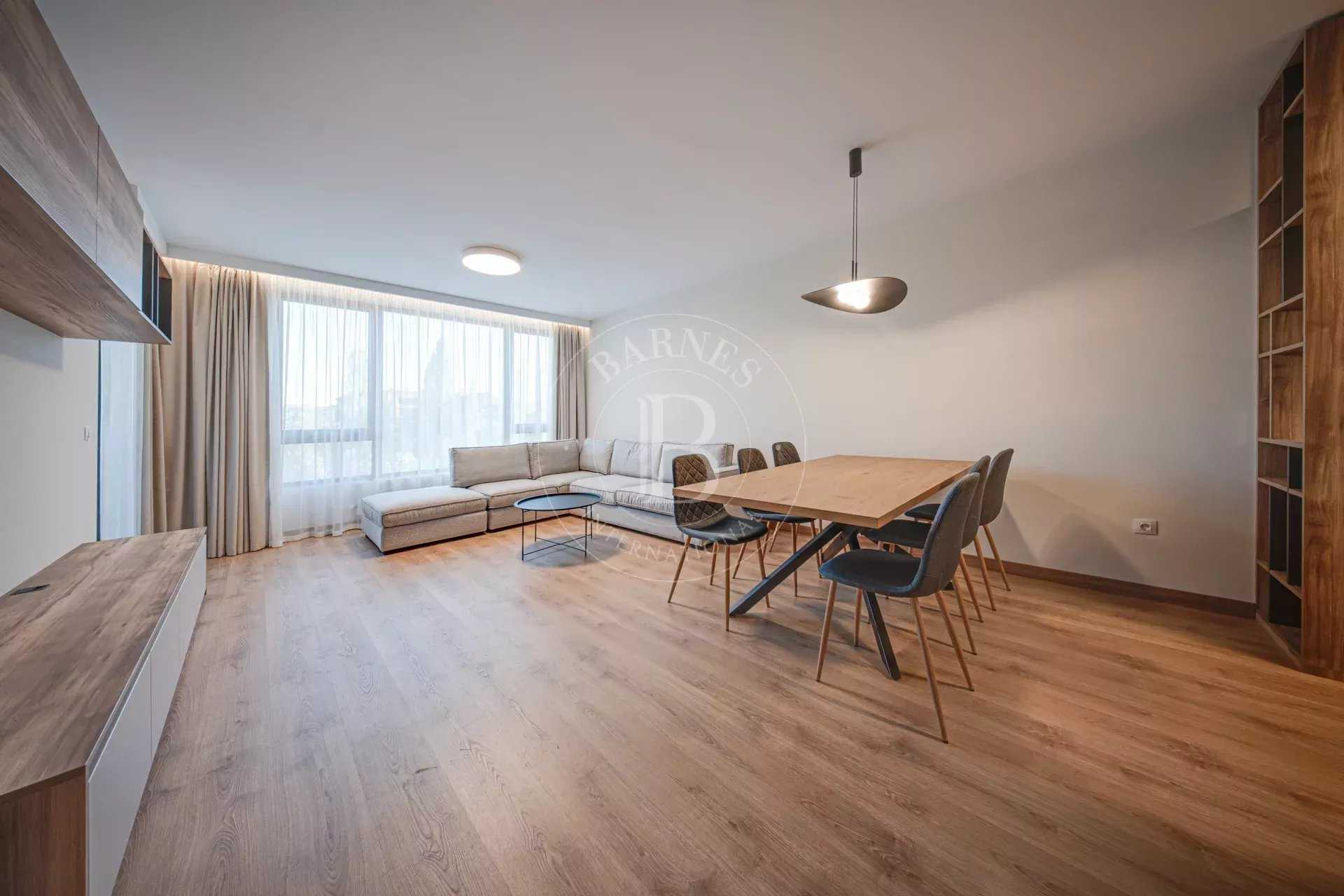 Sofia  - Piso 3 Cuartos 2 Habitaciones