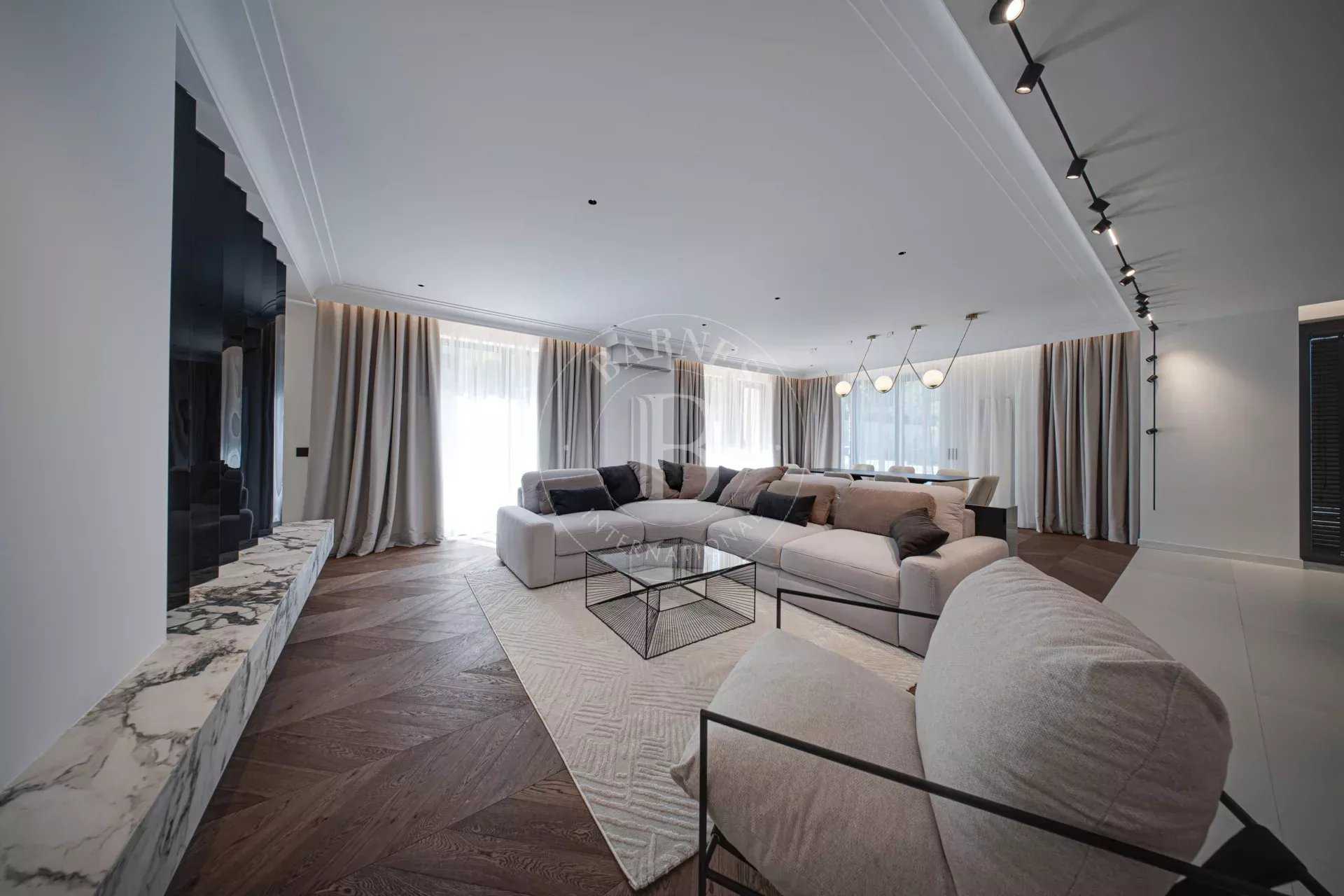 Sofia  - House 5 Bedrooms