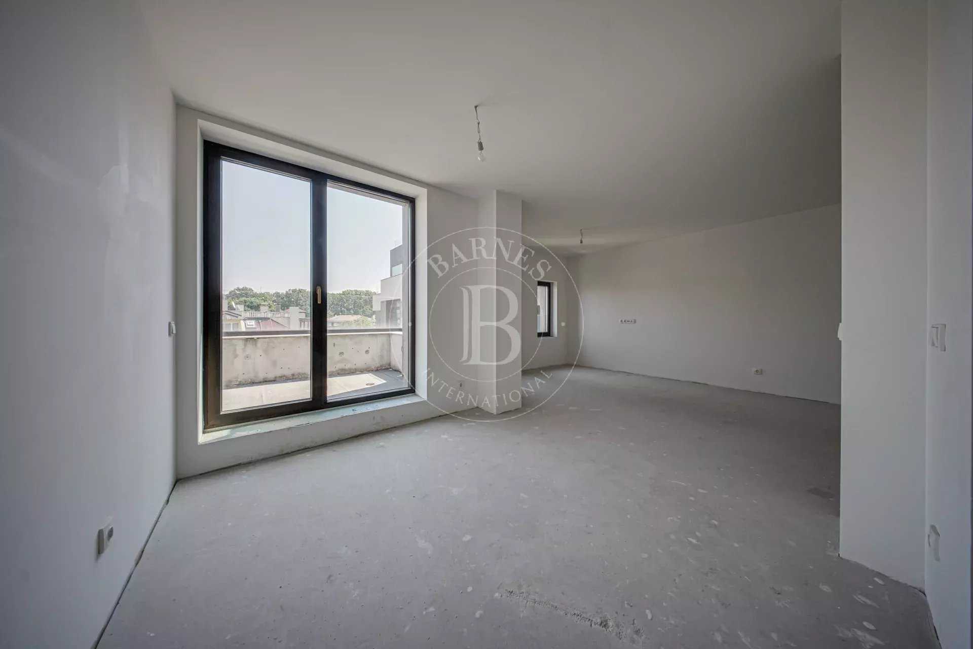 Sofia  - Piso 2 Cuartos, 1 Habitacion