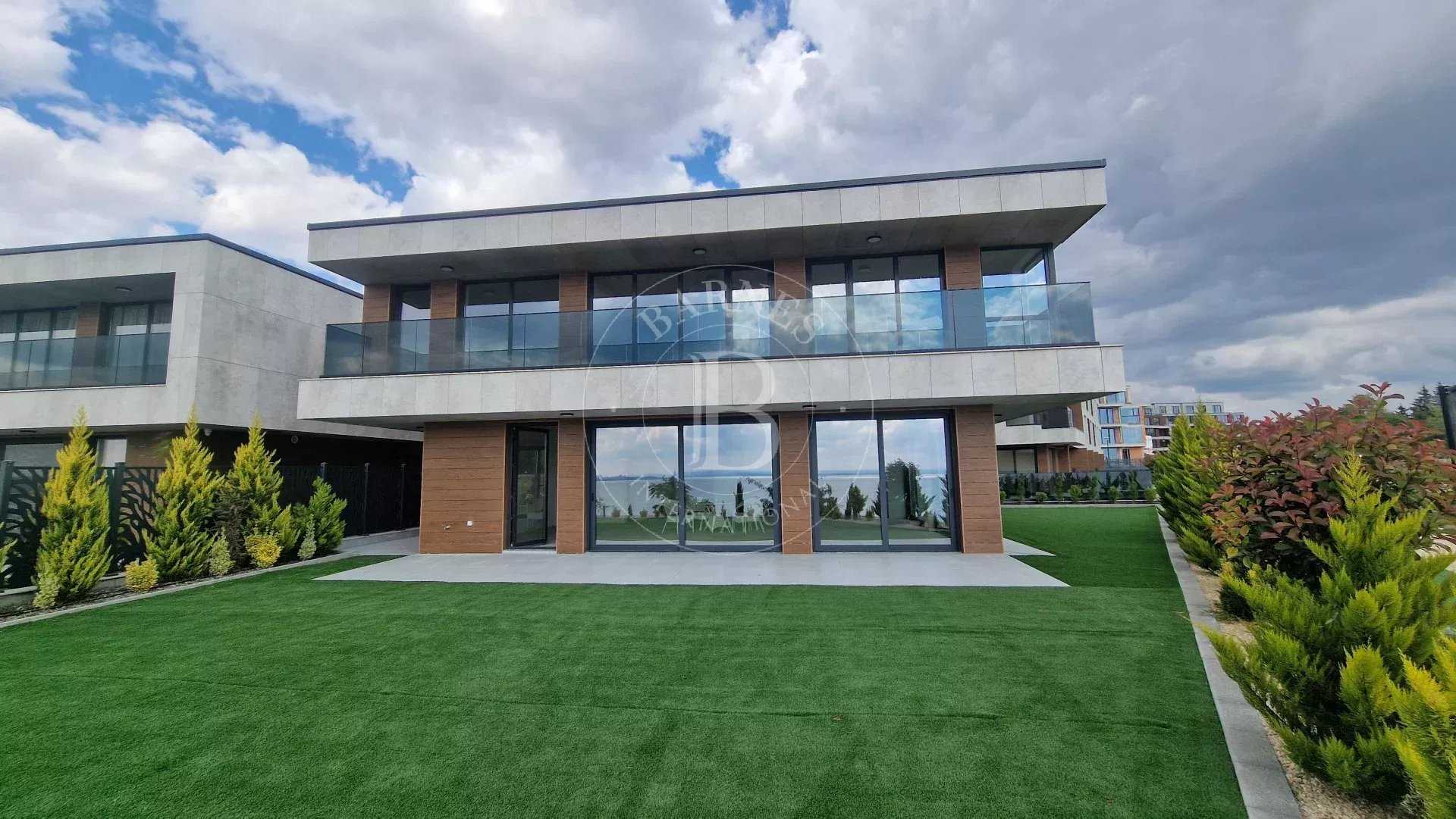 Burgas  - House 3 Bedrooms