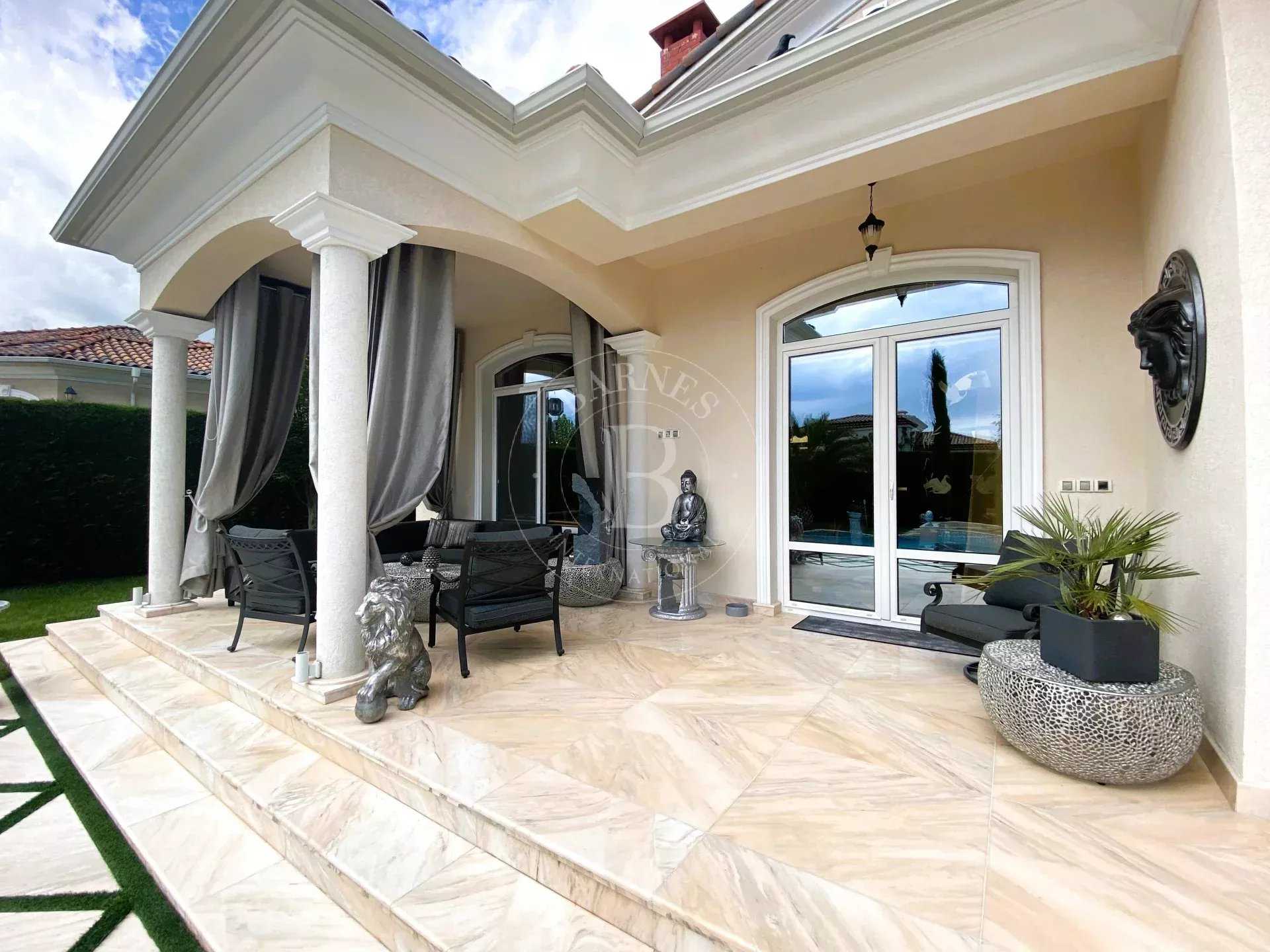 Sunny Beach  - Maison 4 Pi&egrave;ces 2 Chambres