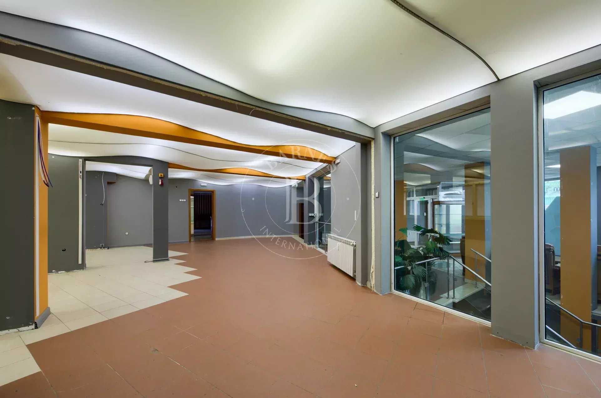 Sofia  - Boutique 11 Pièces