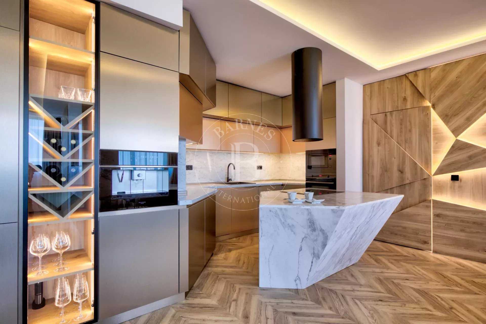 Sofia  - Piso 3 Cuartos 2 Habitaciones