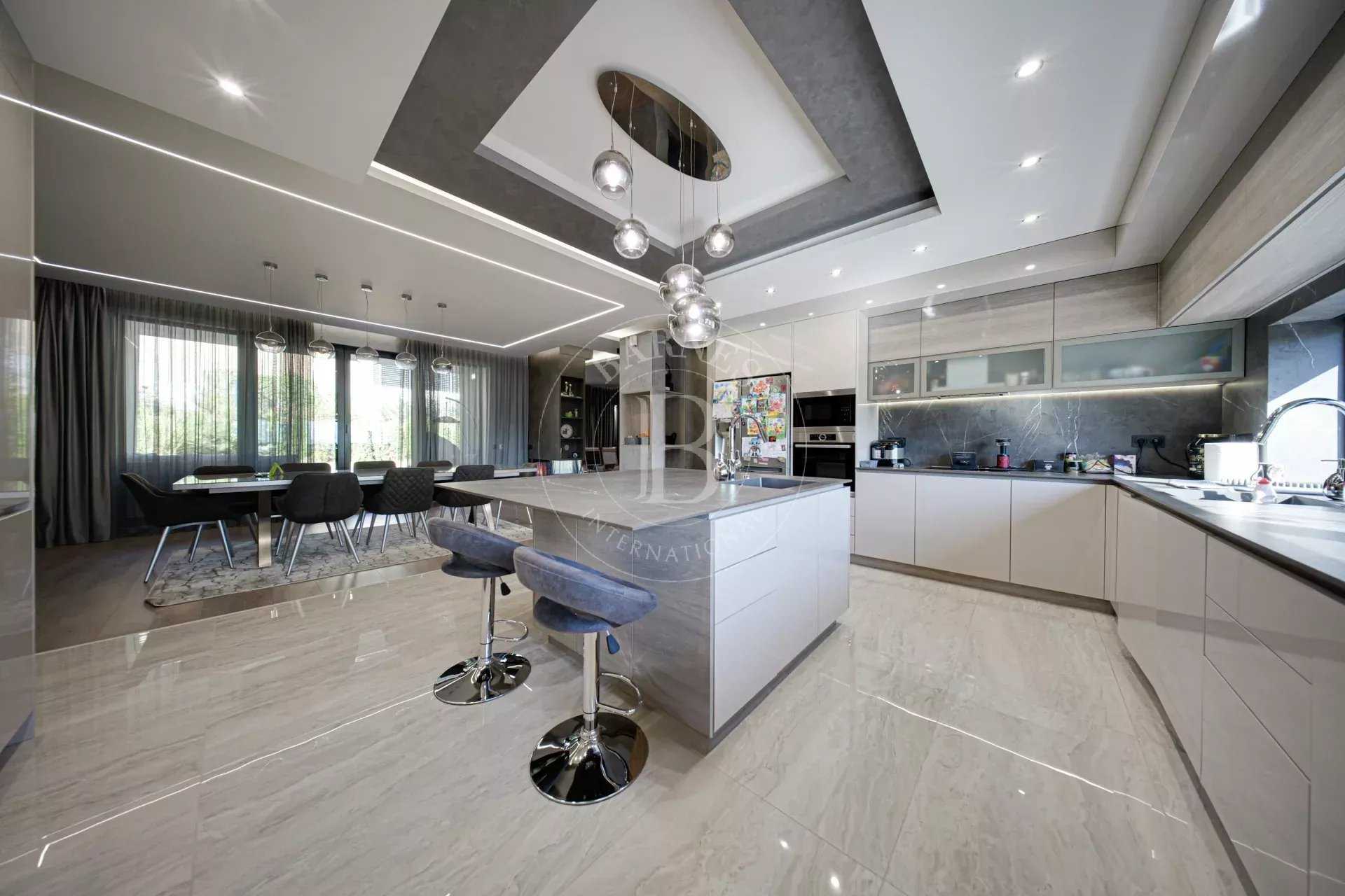Maison Sofia  -  ref 86896052 (picture 1)