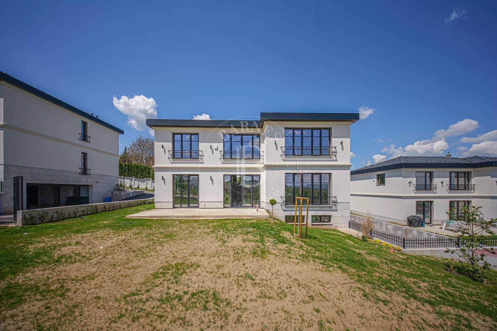 Maison Sofia  -  ref 85133070 (picture 1)