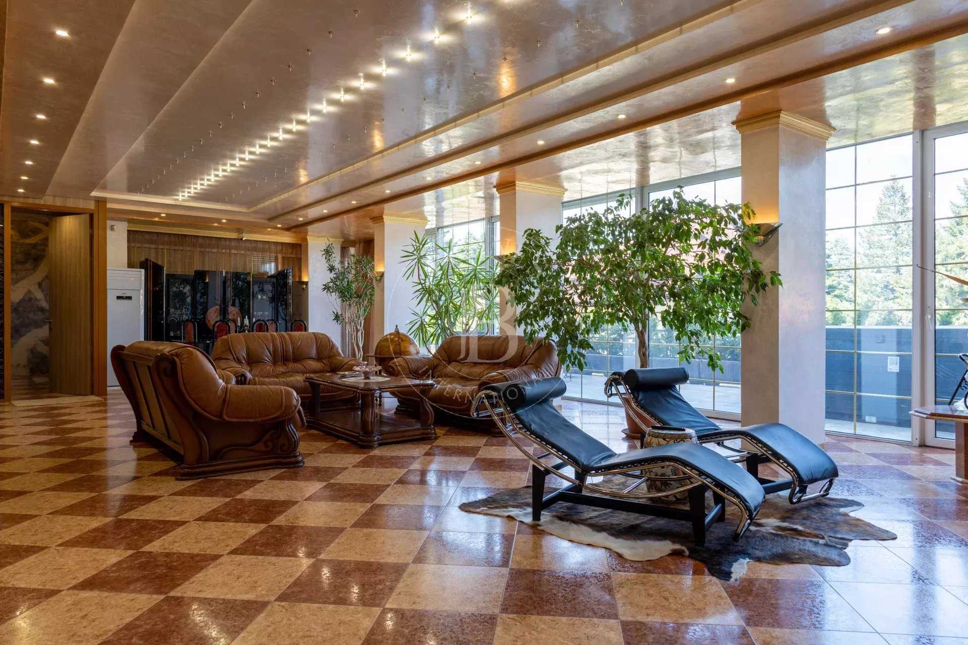 Hôtel particulier Sofia  -  ref 84579202 (picture 1)