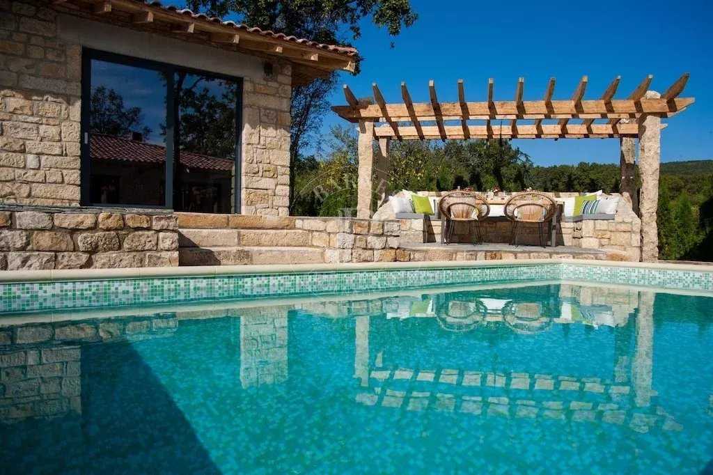 Villa Varna  -  ref 7574692 (picture 1)