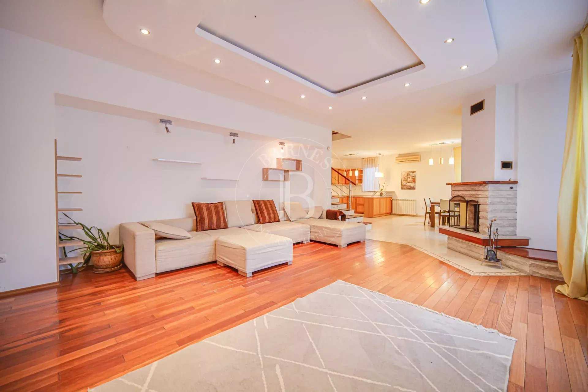 Maison Sofia  -  ref 84127190 (picture 1)