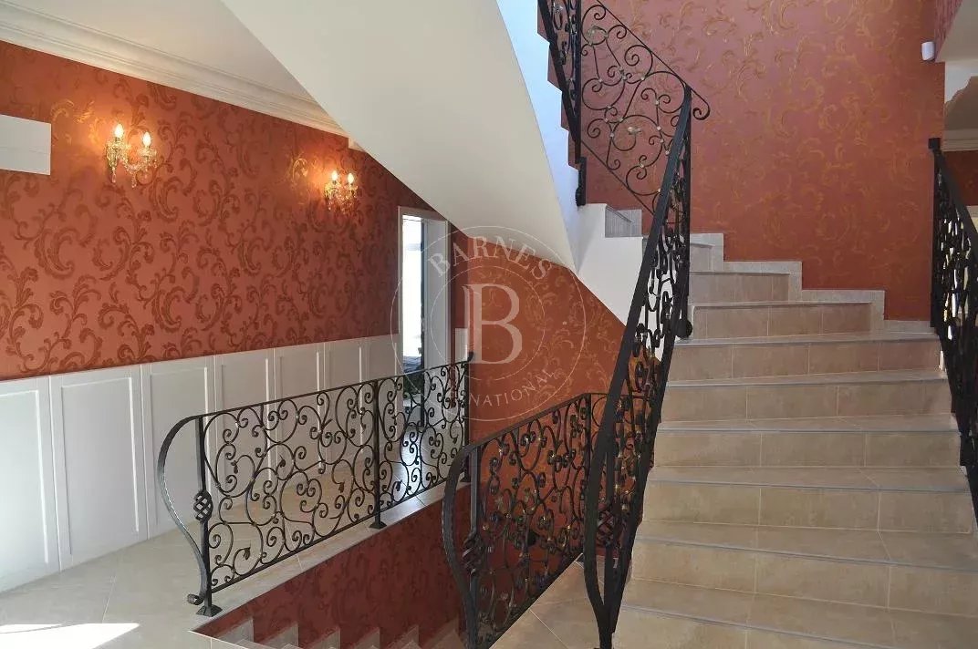 Albena  - House 5 Bedrooms - picture 9