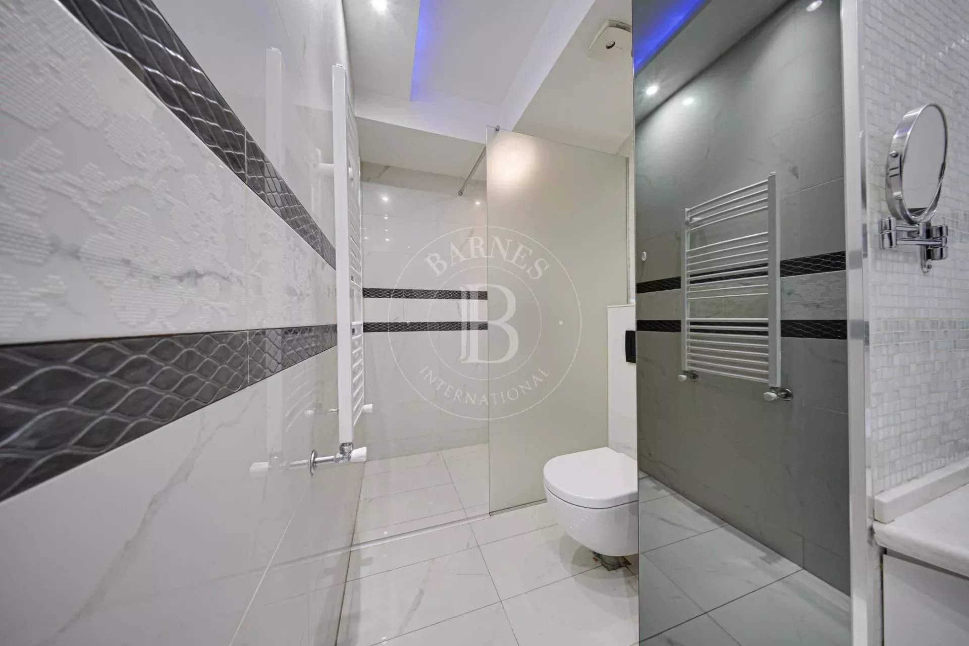 Sofia  - Piso 3 Cuartos 2 Habitaciones - picture 19