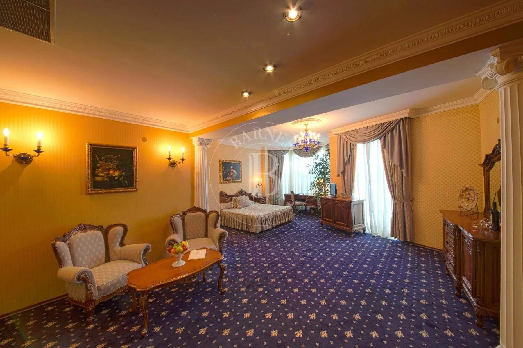 Varna  - Hotel 24 Bedrooms - picture 9