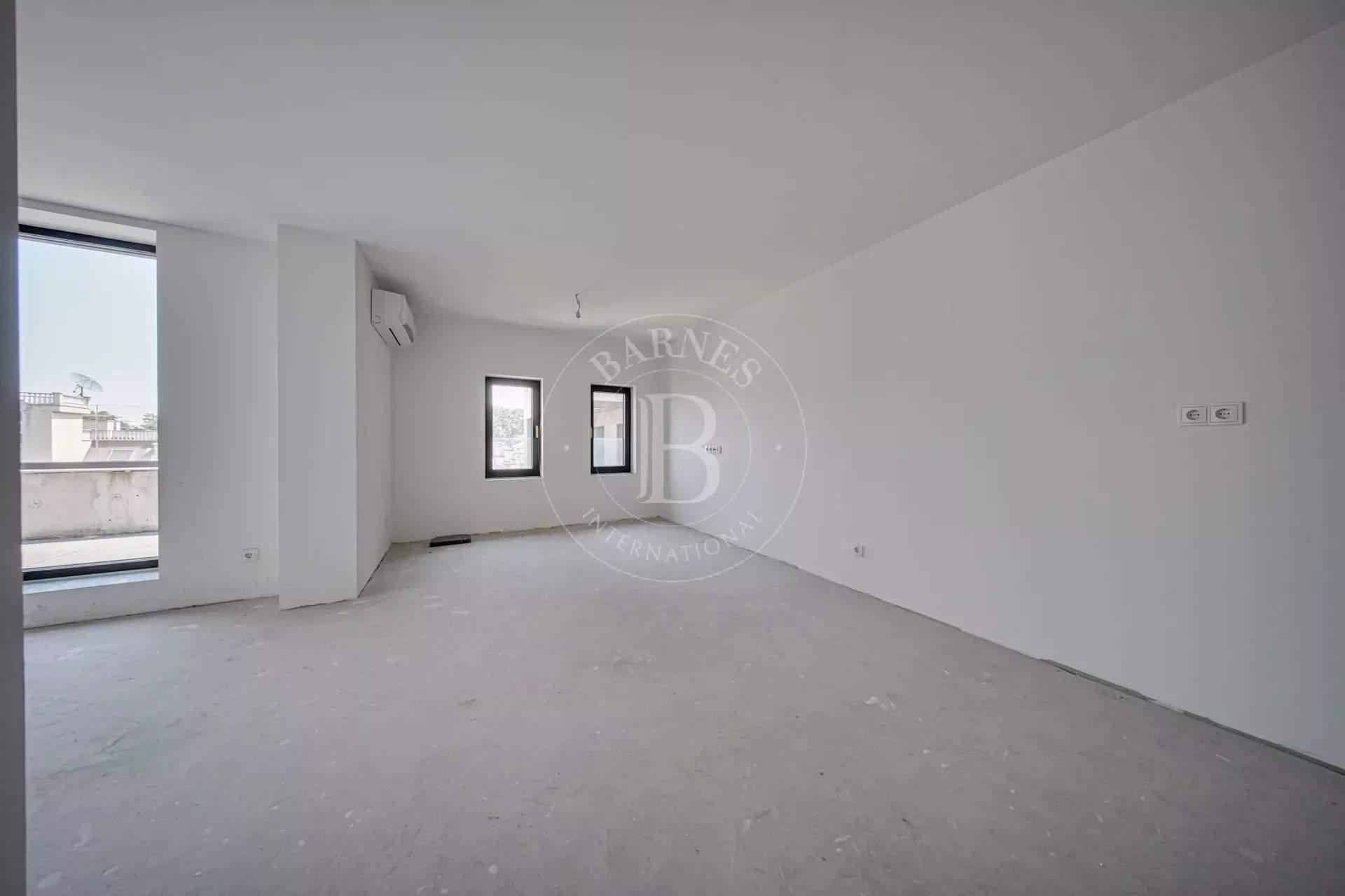 Sofia  - Piso 2 Cuartos, 1 Habitacion - picture 8