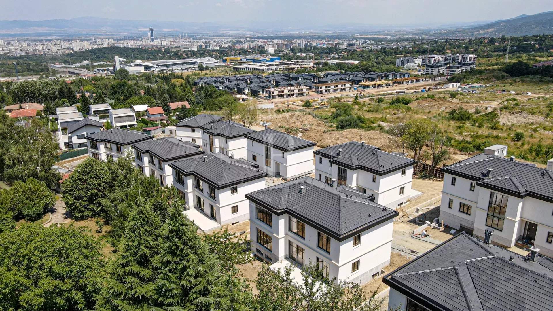 Sofia  - Maison 9 Pièces 4 Chambres - picture 7