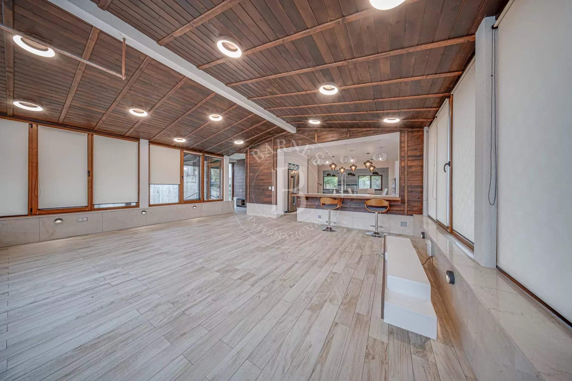 Bistrica  - Piso 7 Cuartos 5 Habitaciones - picture 1