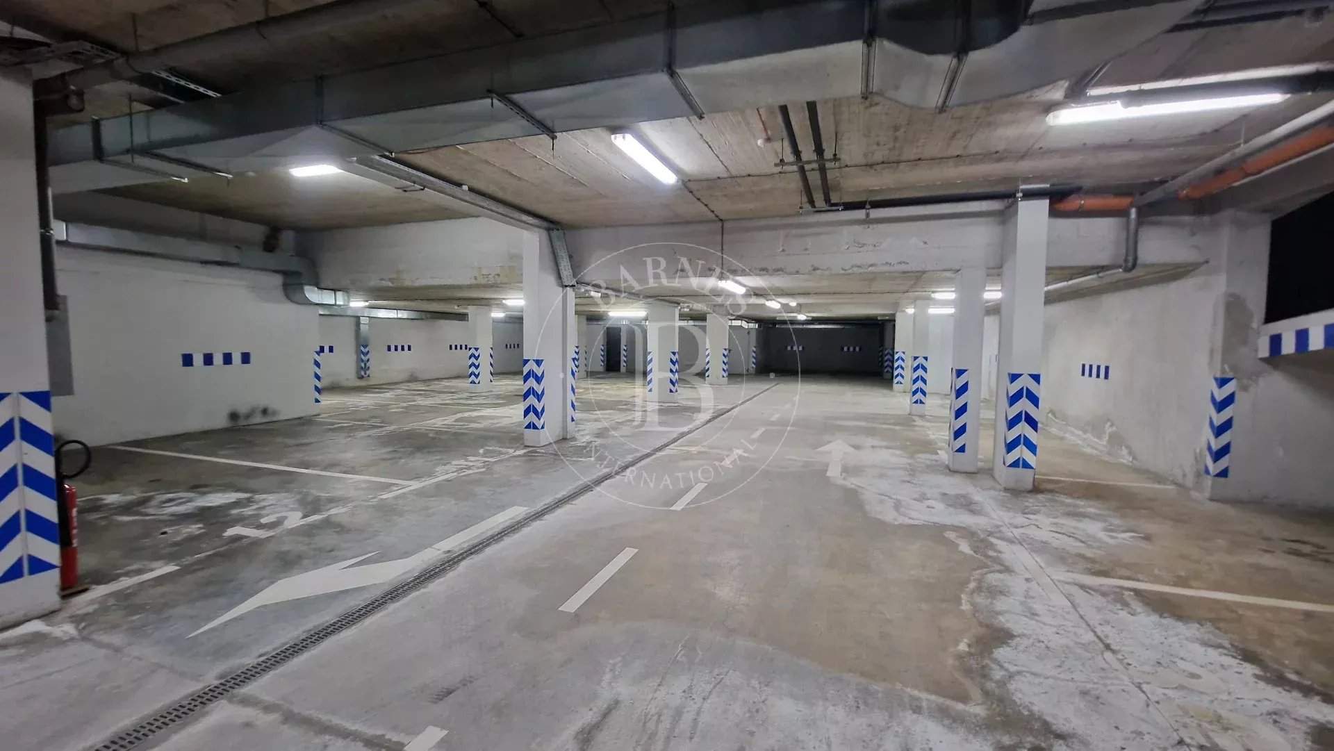 Sofia  - Immeuble  - picture 11