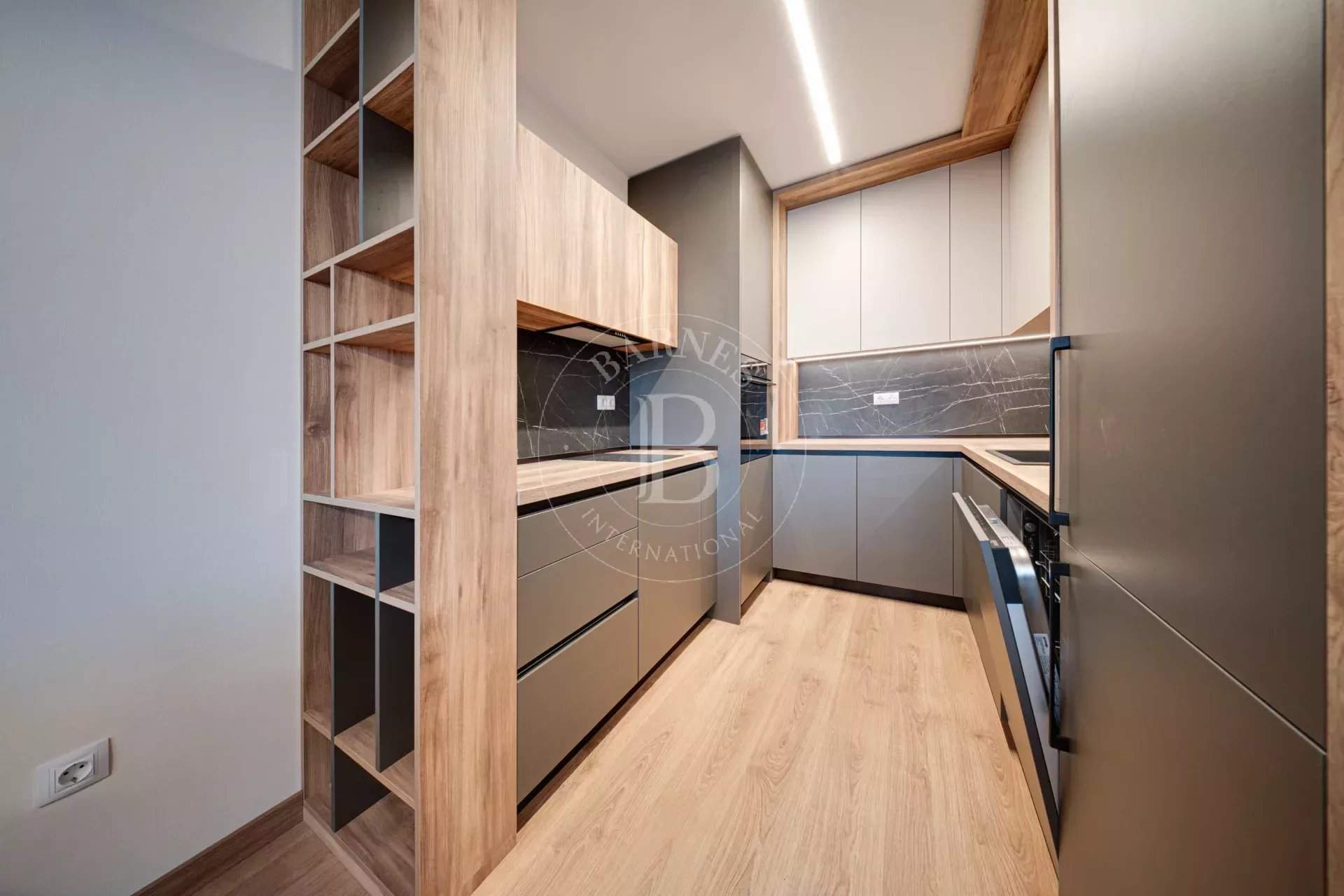 Sofia  - Piso 3 Cuartos 2 Habitaciones - picture 5