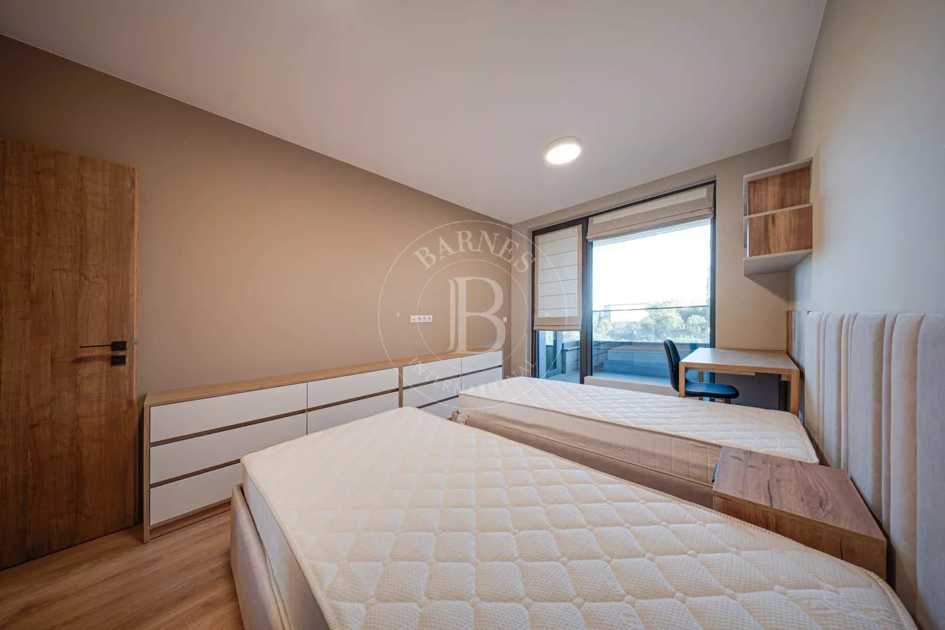 Sofia  - Piso 3 Cuartos 2 Habitaciones - picture 16