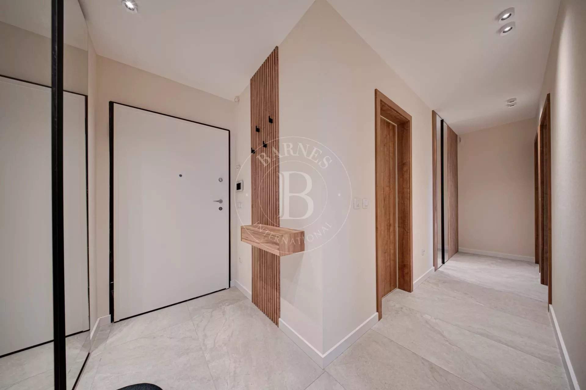 Sofia  - Piso 3 Cuartos 2 Habitaciones - picture 7