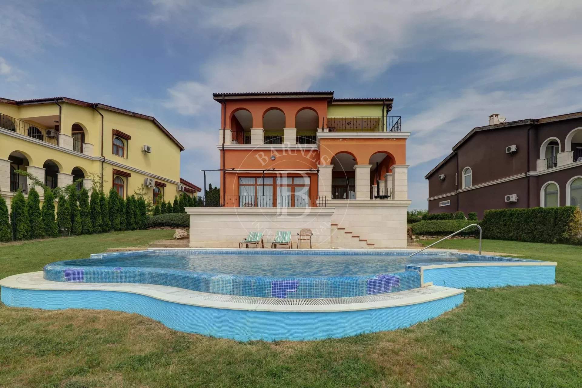 Balchik  - Villa 4 Bedrooms - picture 1