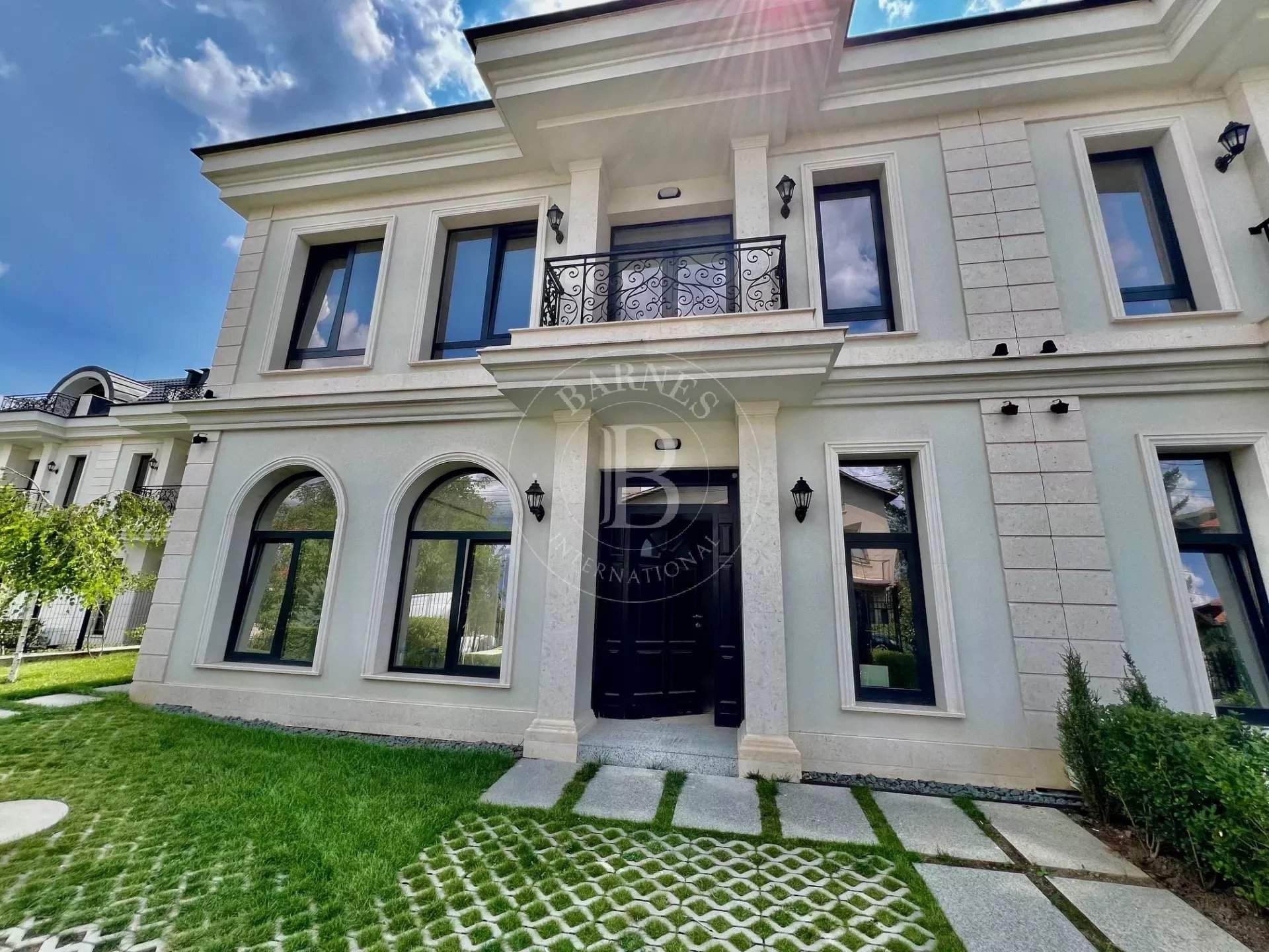 Sofia  - House 4 Bedrooms - picture 1